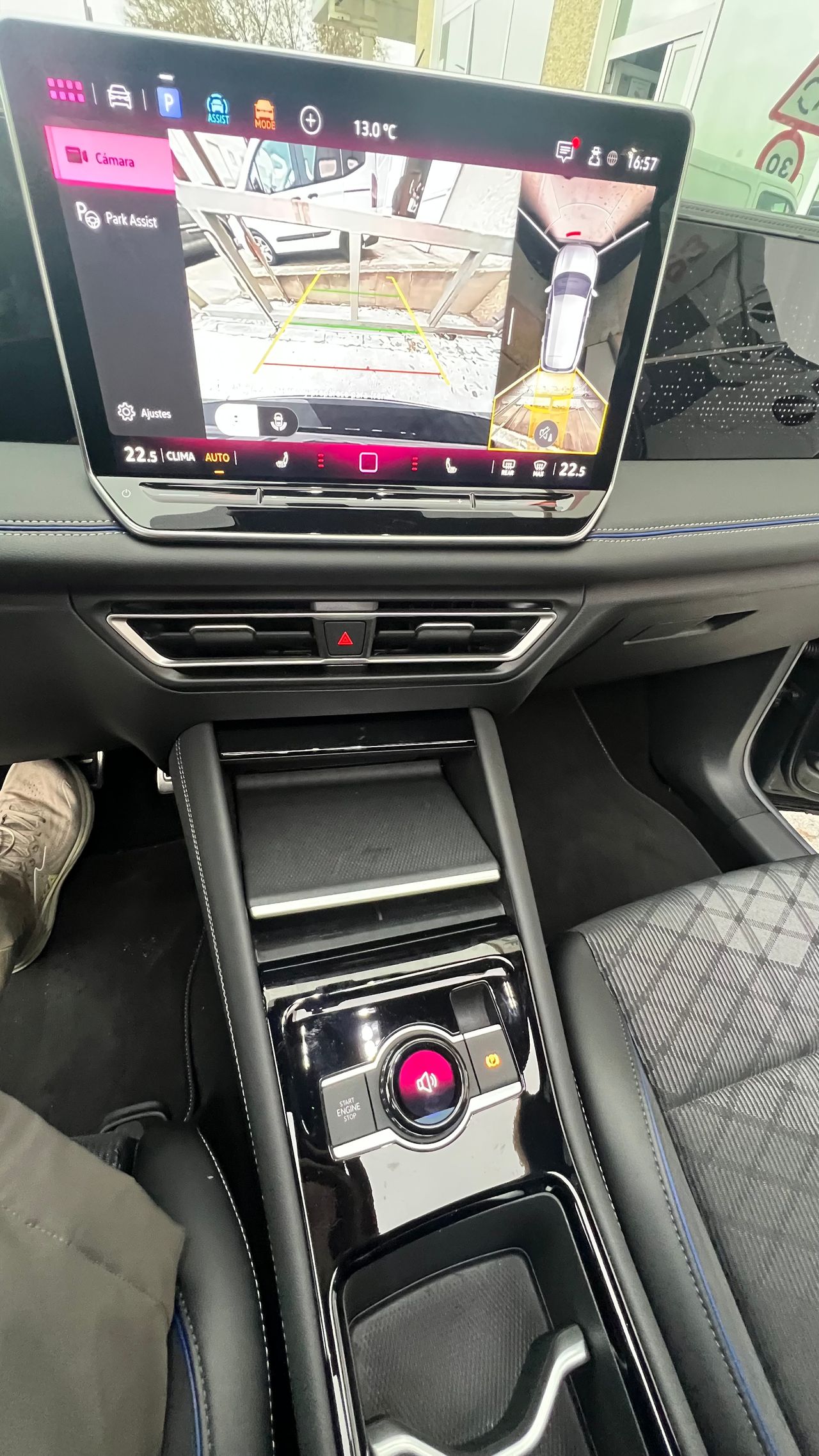 Volkswagen Tiguan RLine 2.0 TDI DSG 4Motion - Foto 22