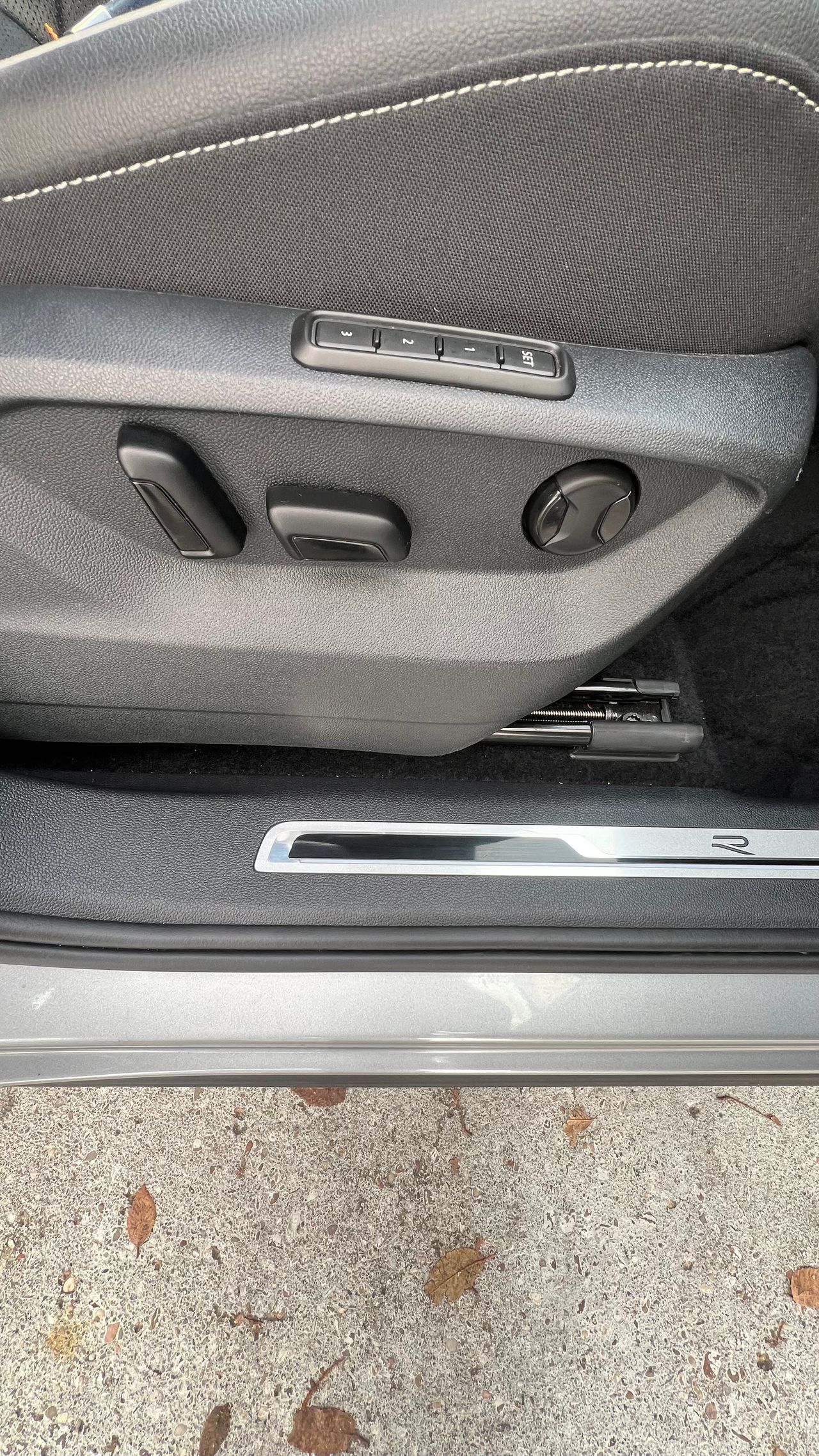 Volkswagen Tiguan R LINE 150CV 7 PLAZAS - Foto 19