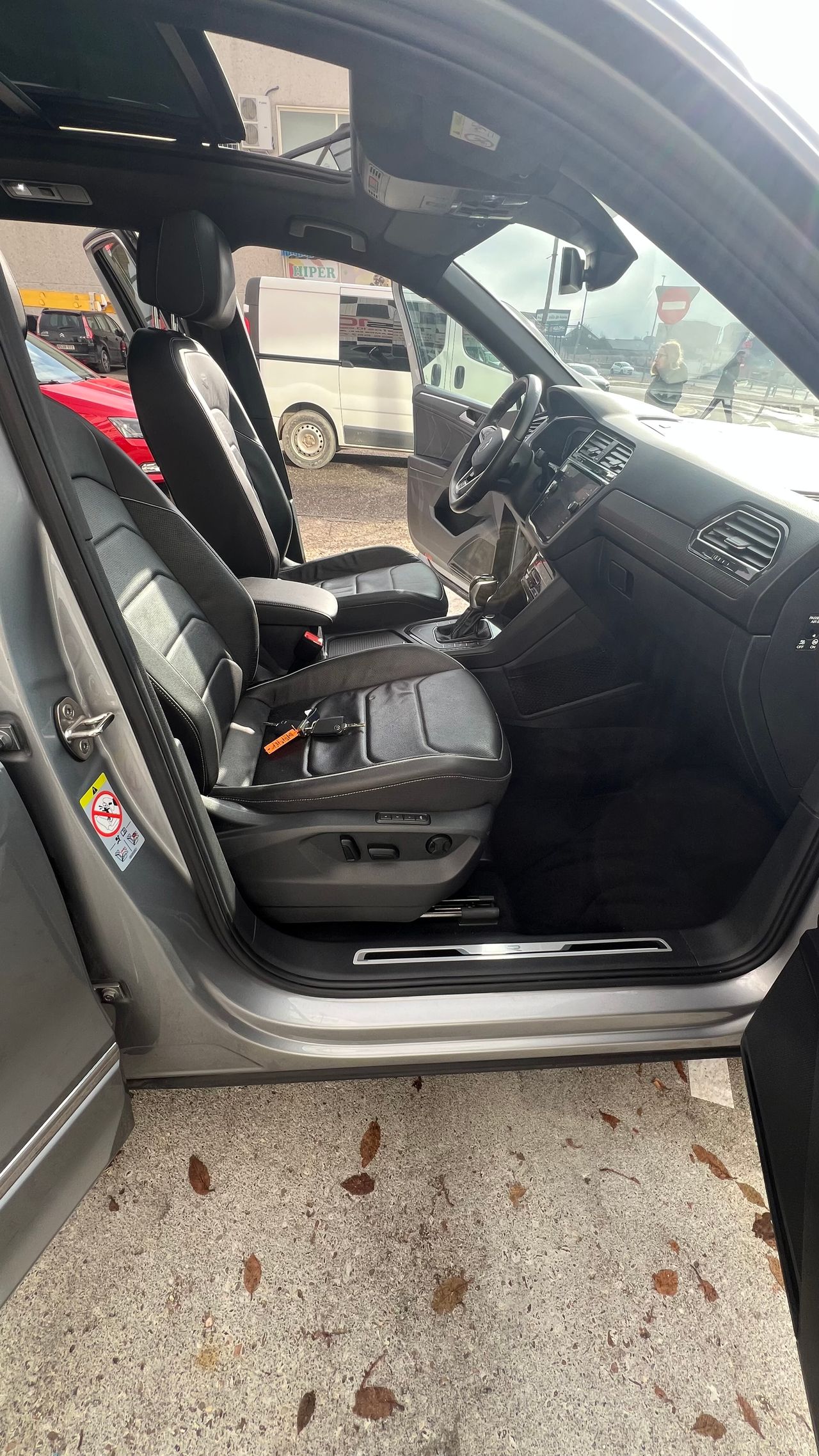 Volkswagen Tiguan R LINE 150CV 7 PLAZAS - Foto 18