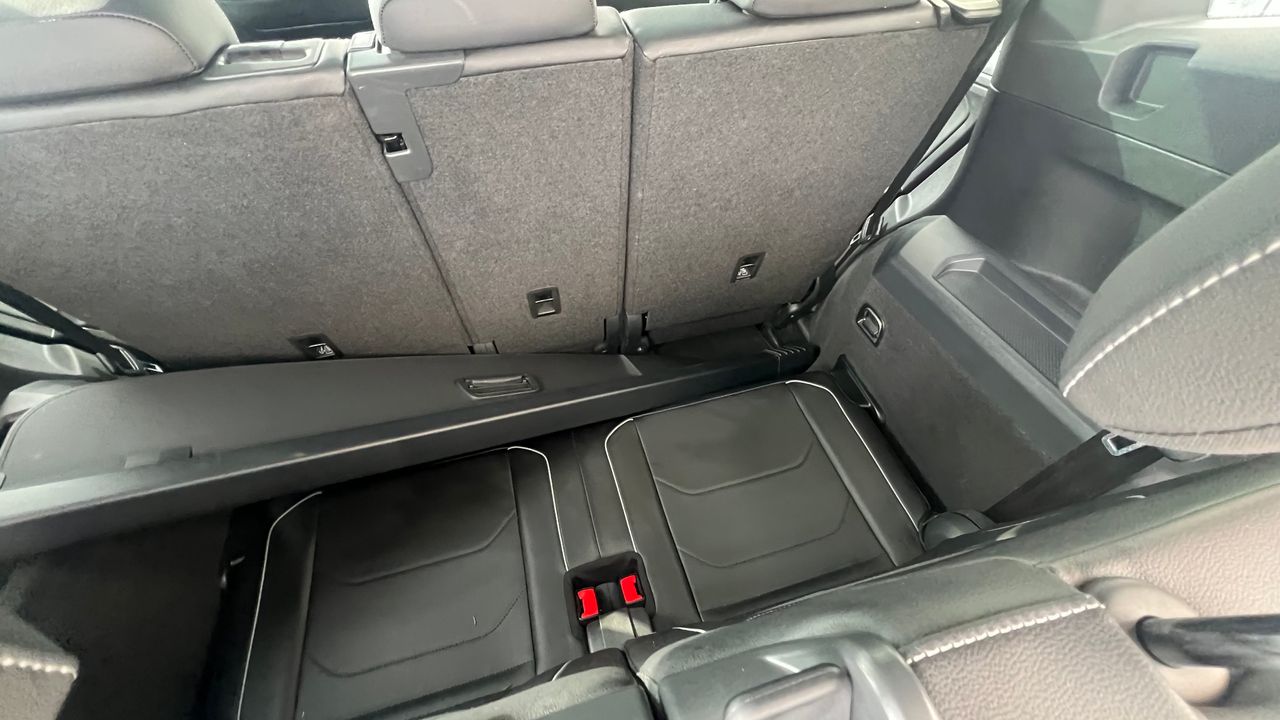 Volkswagen Tiguan R LINE 150CV 7 PLAZAS - Foto 11