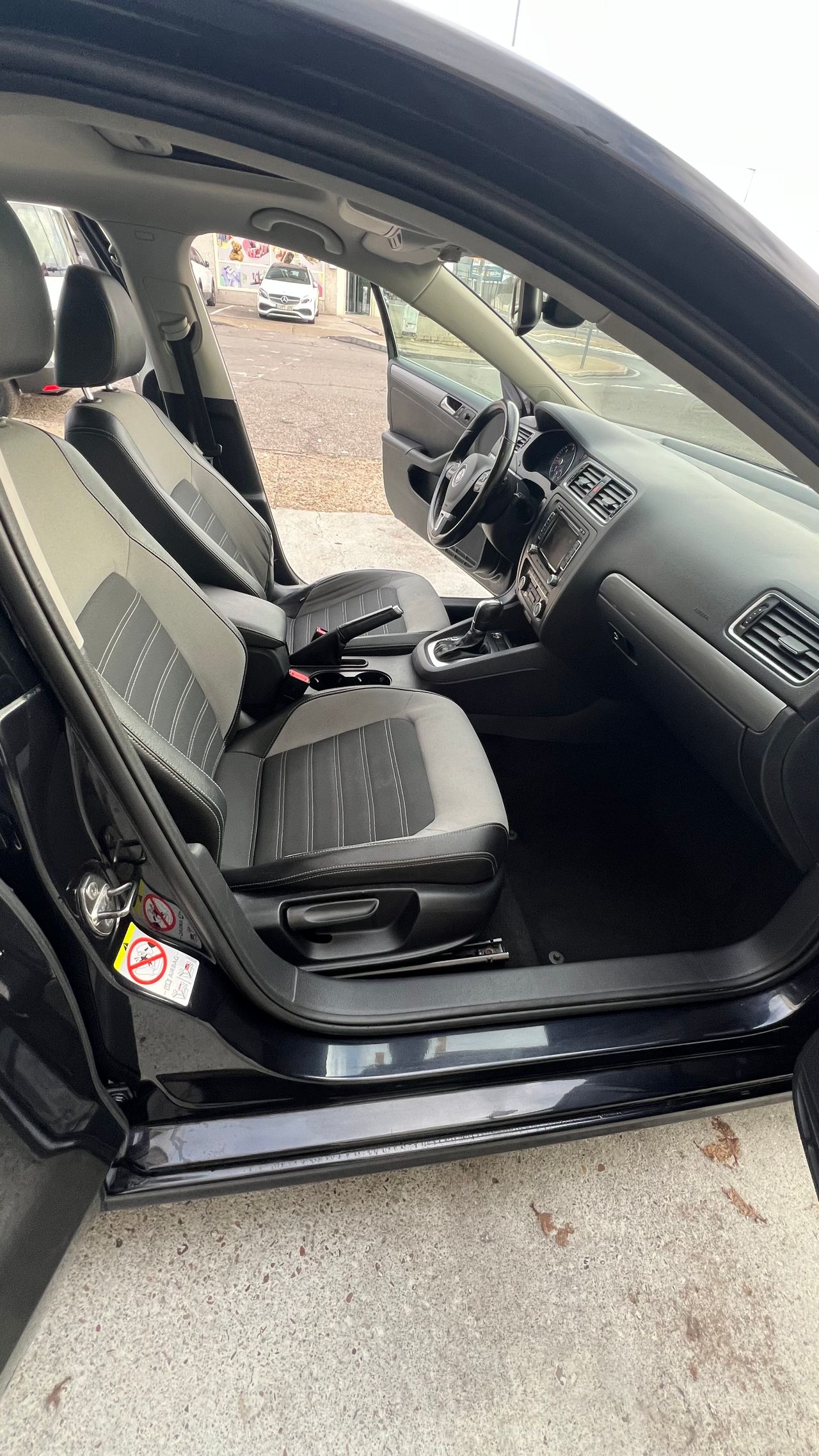 Volkswagen Jetta diesel cambio automatico - Foto 11