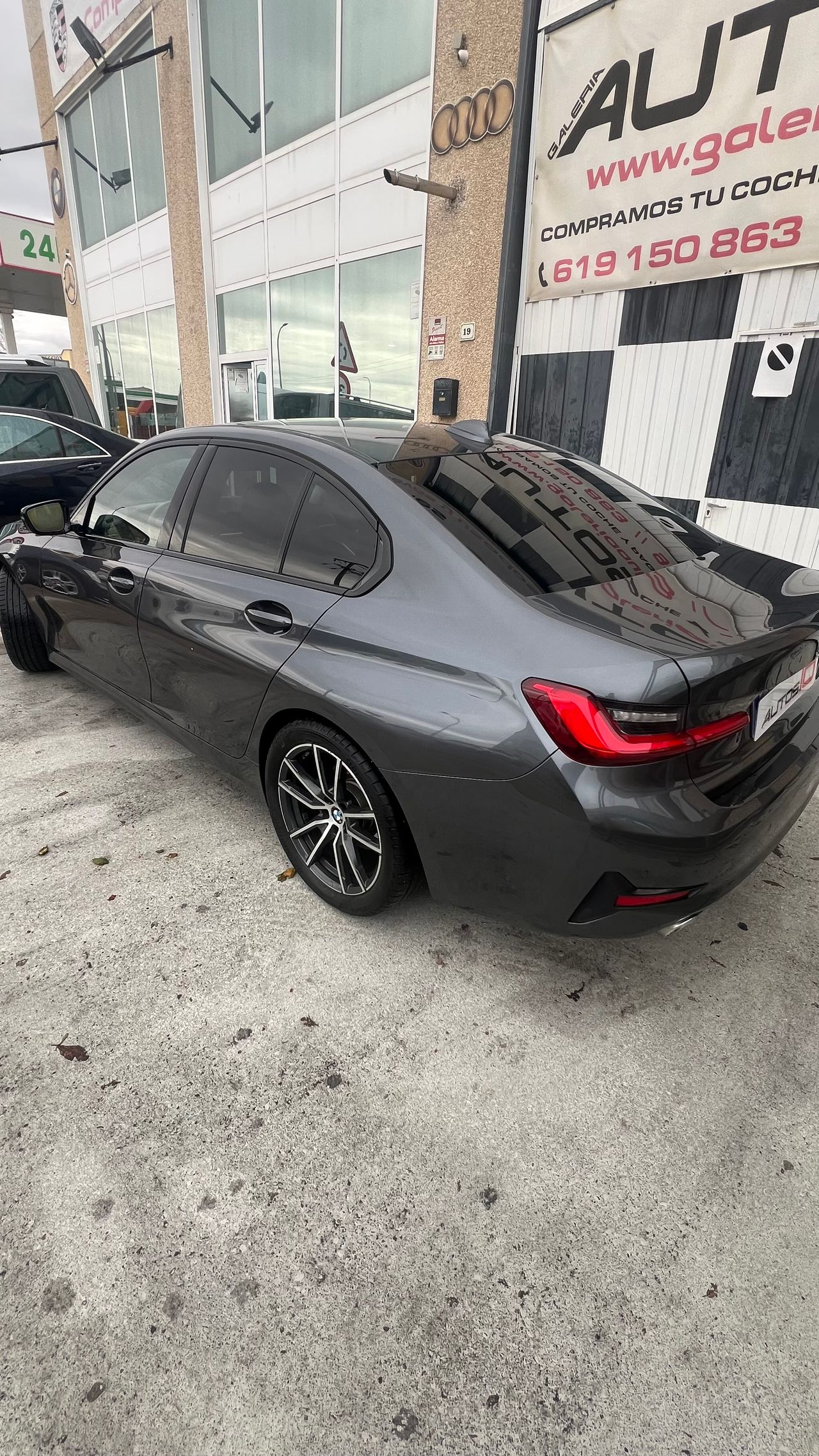 BMW Serie 3 automatico 190cv - Foto 6