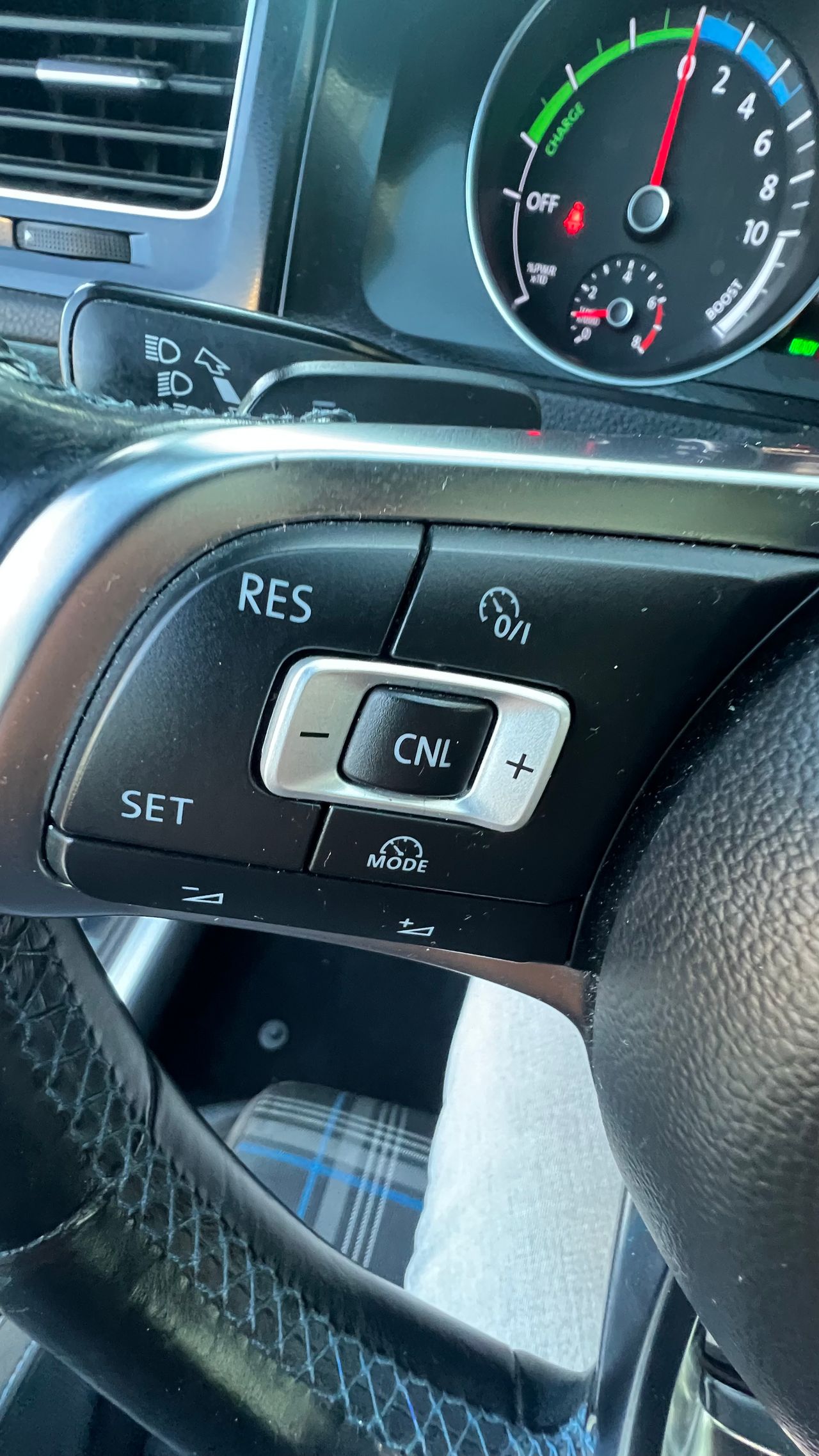 Volkswagen Golf 1.4 TSI DSG GTE - Foto 17