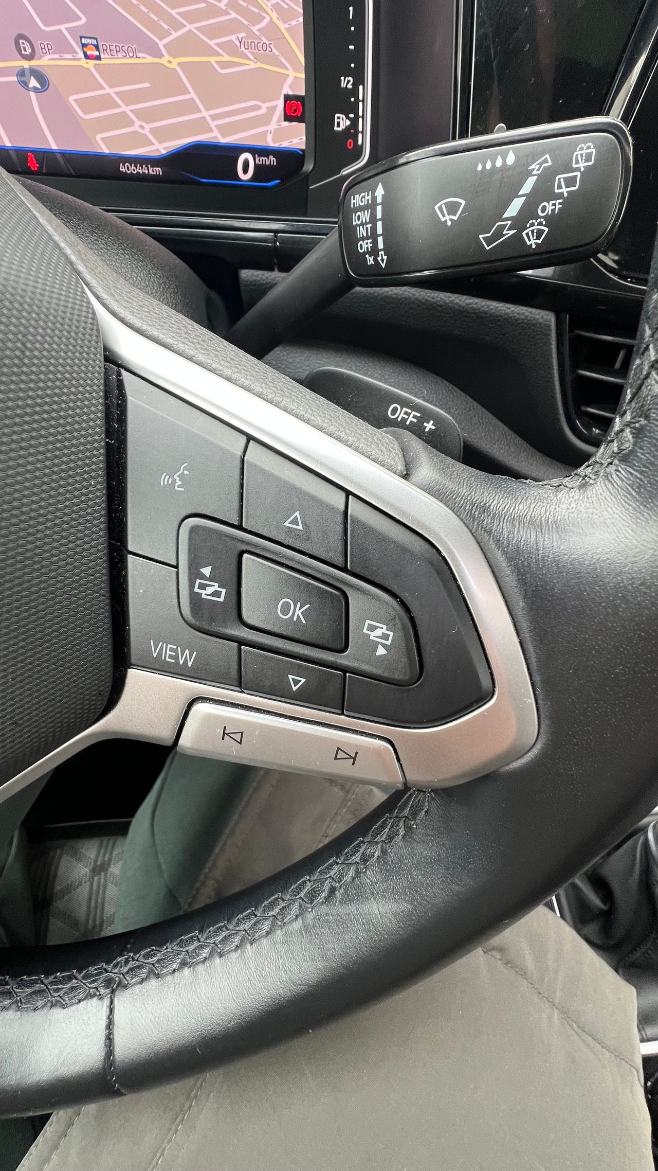 Volkswagen T-Roc RLine 2.0 TDI DSG 4x4 - Foto 20