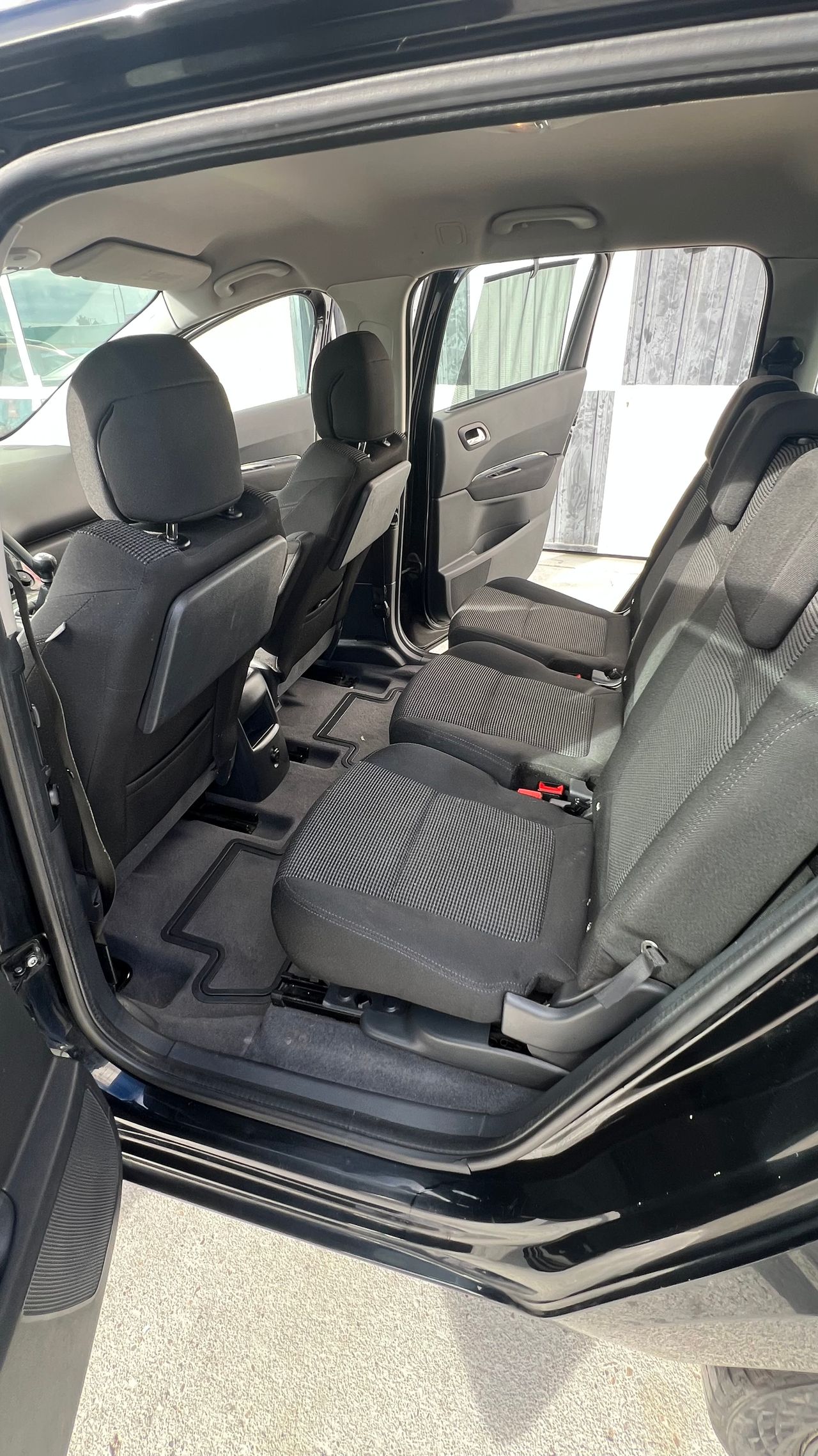 Peugeot 5008 1.6 HDI 112 FAP 7 plazas - Foto 14