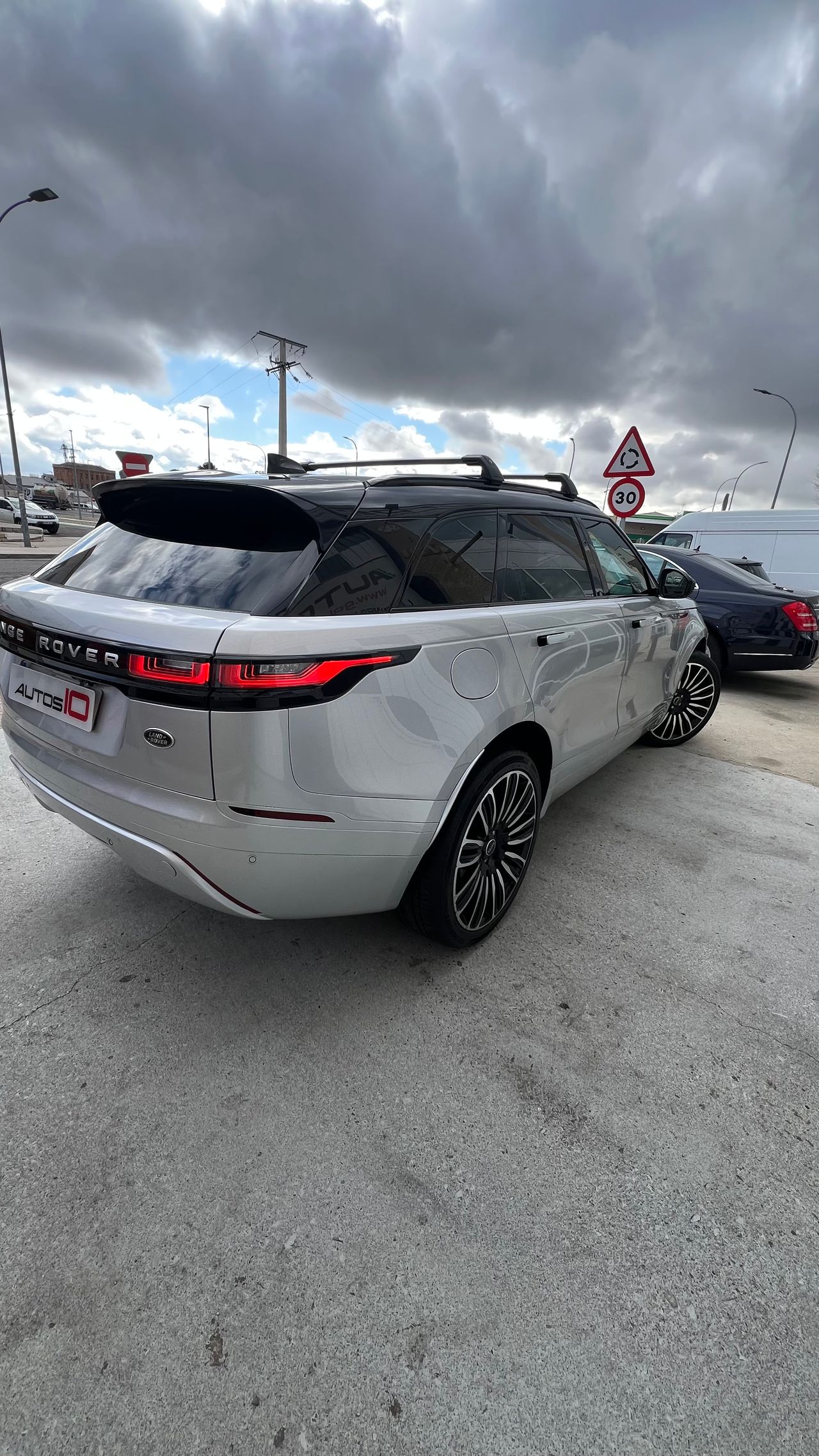 Land-Rover Range Rover Velar 2.0 D180 4WD Auto - Foto 9