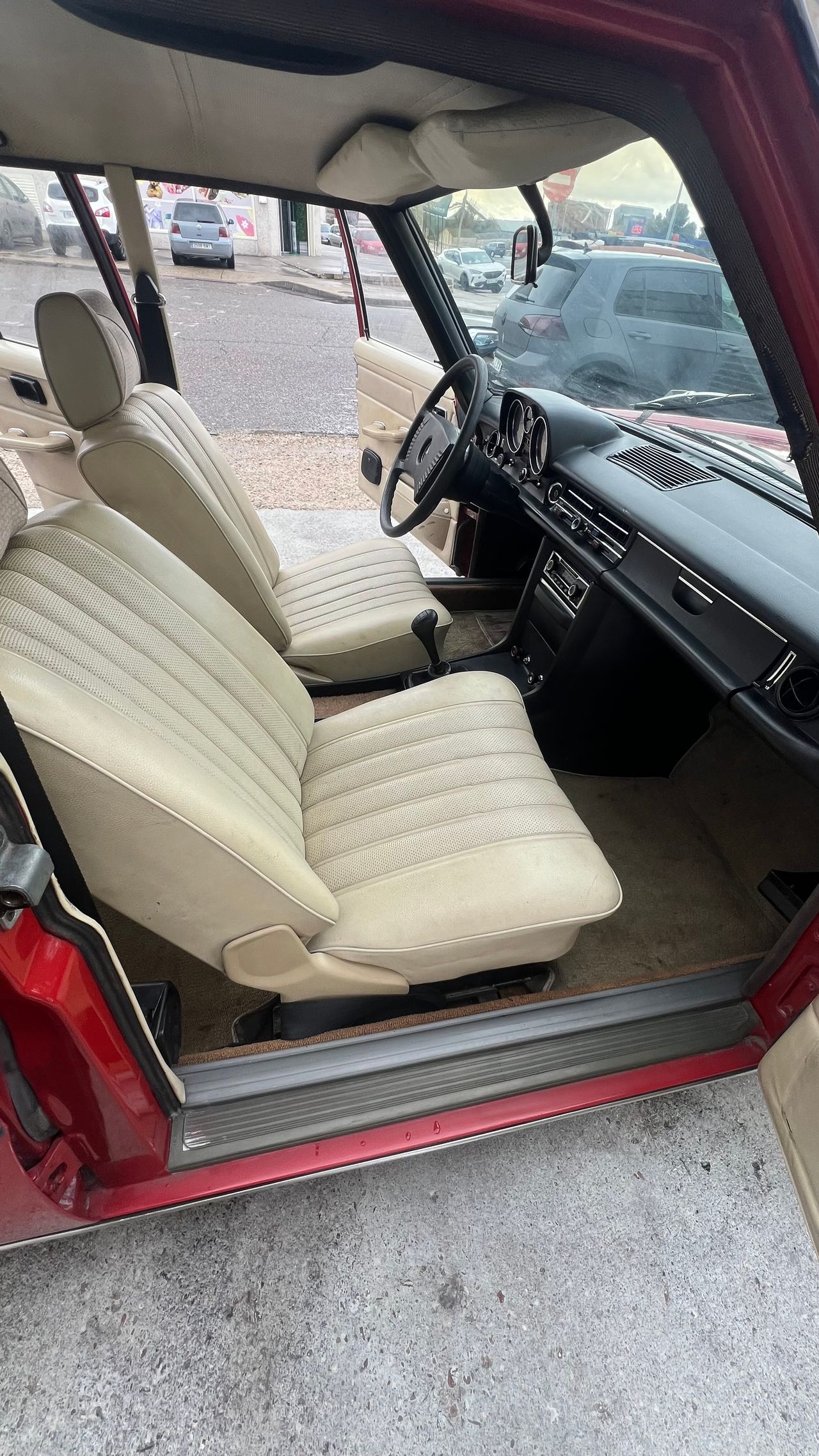 Mercedes 220 diesel año 1975 - Foto 10