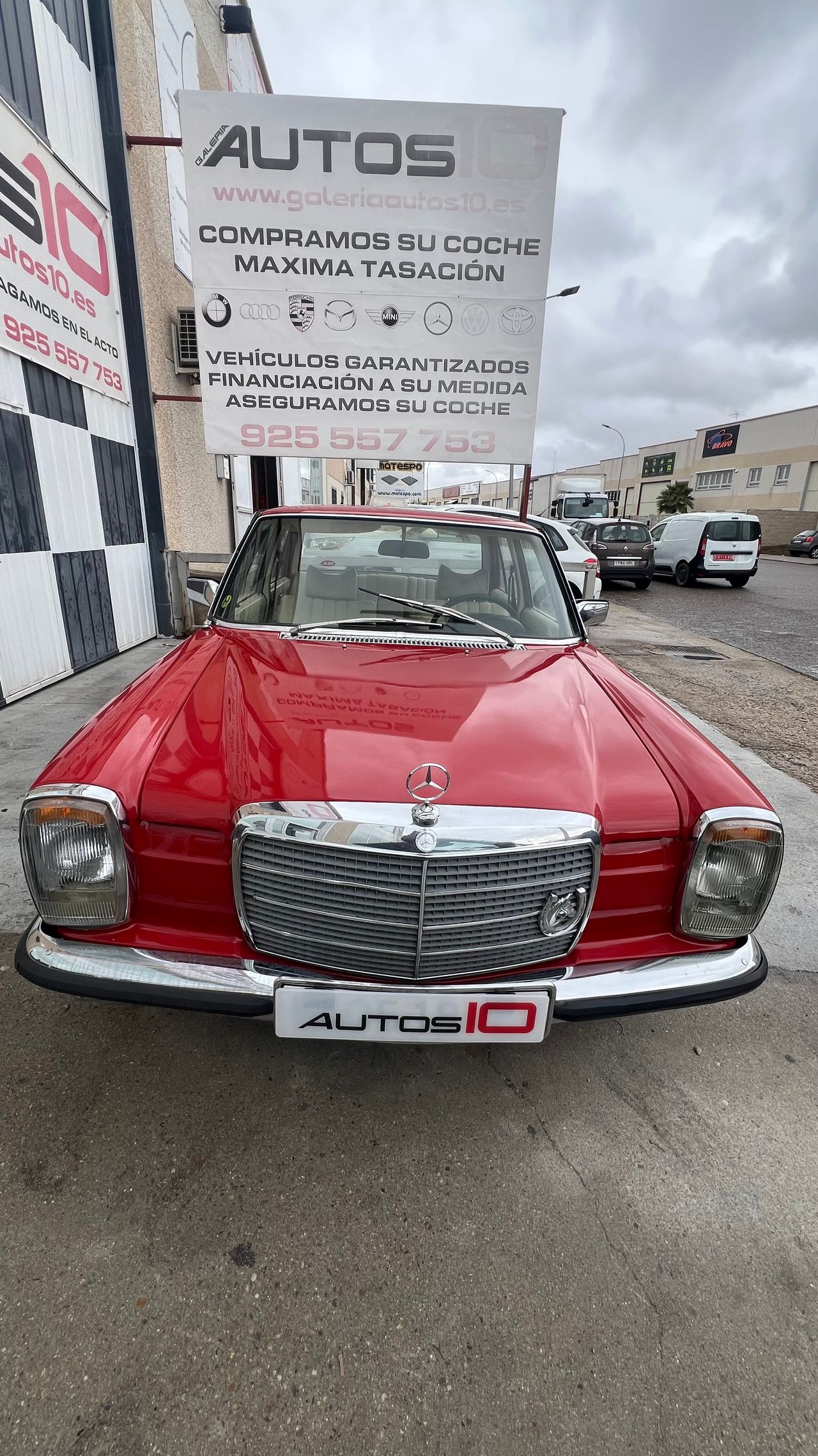 Mercedes 220 diesel año 1975 - Foto 4
