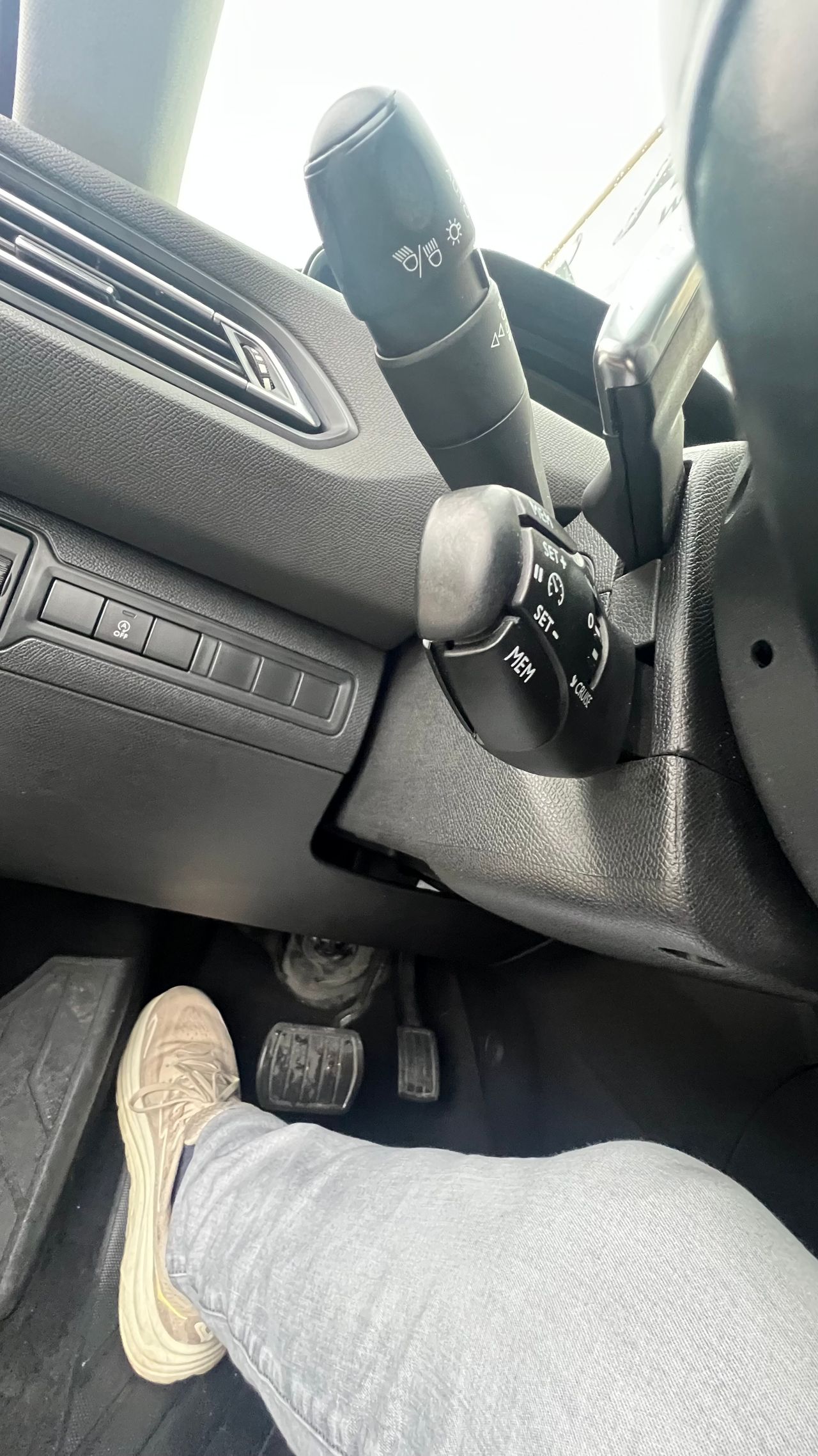 Peugeot 308 130cv - Foto 17