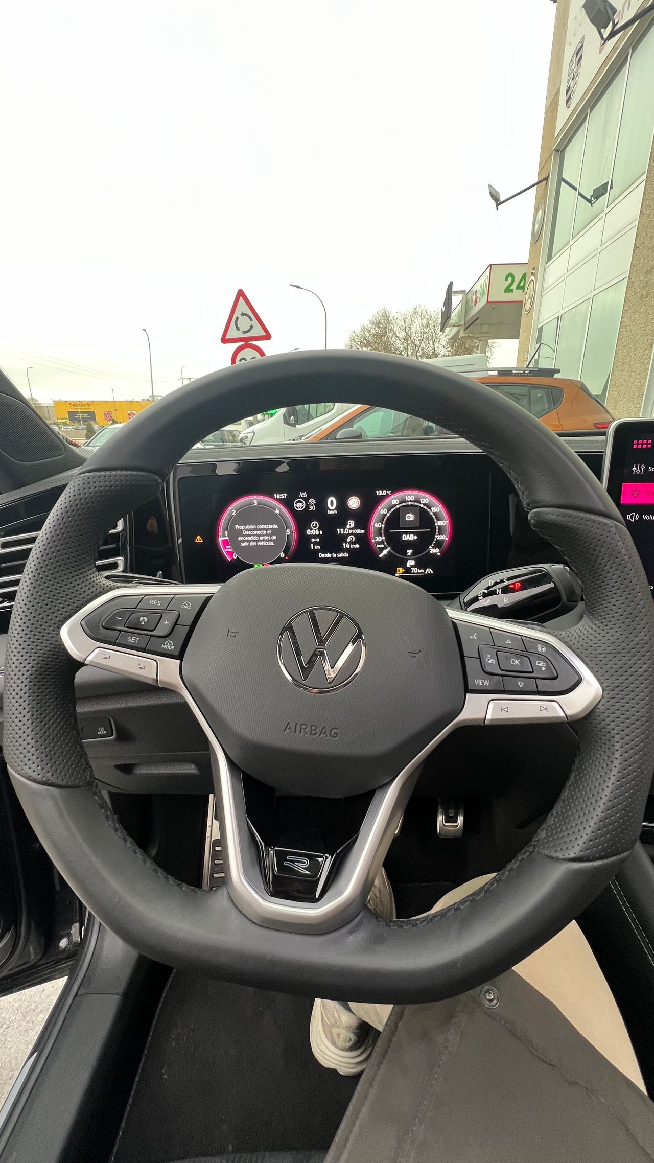 Volkswagen Tiguan R LINE 193CV - Foto 21