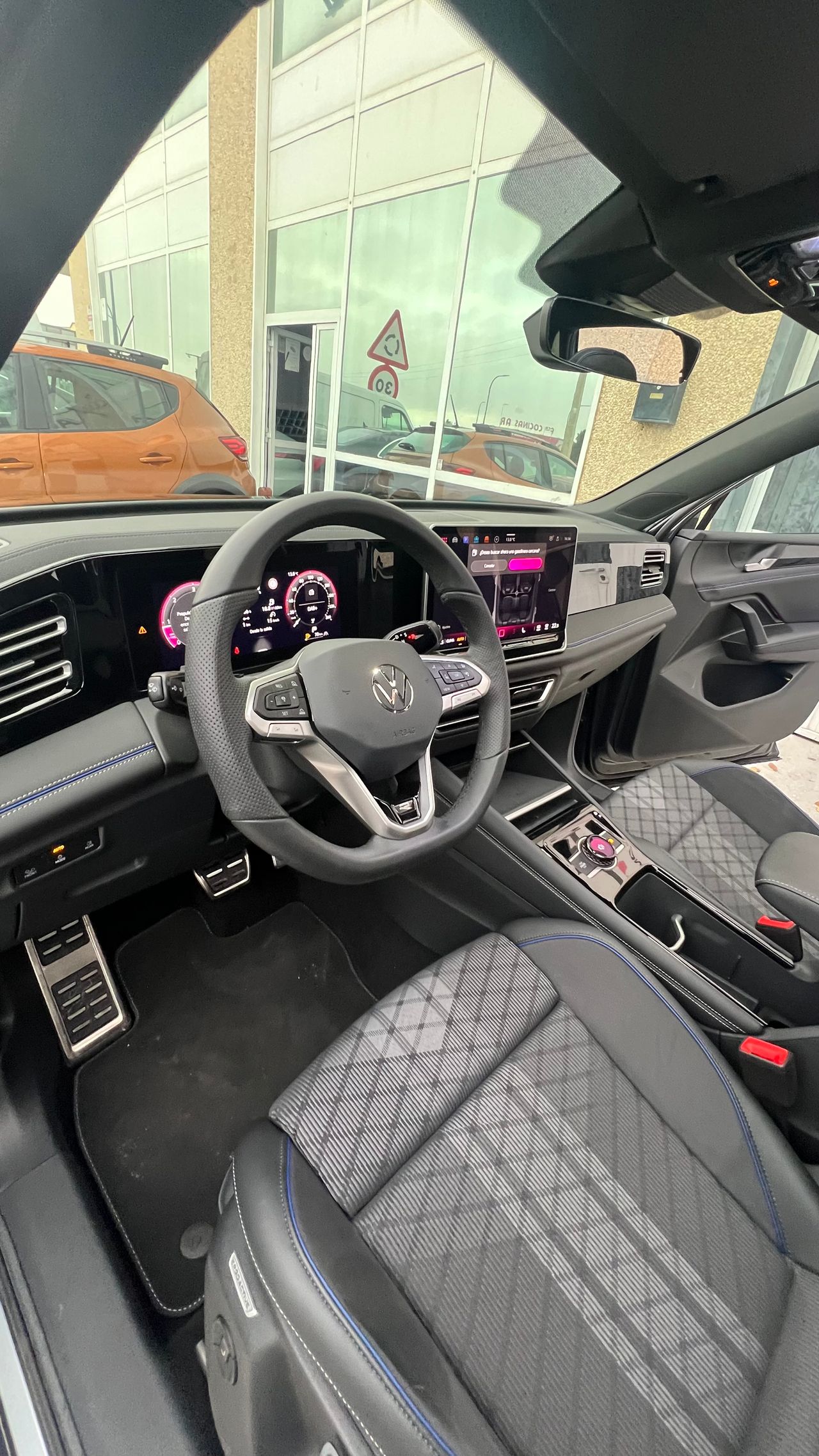 Volkswagen Tiguan R LINE 193CV - Foto 18