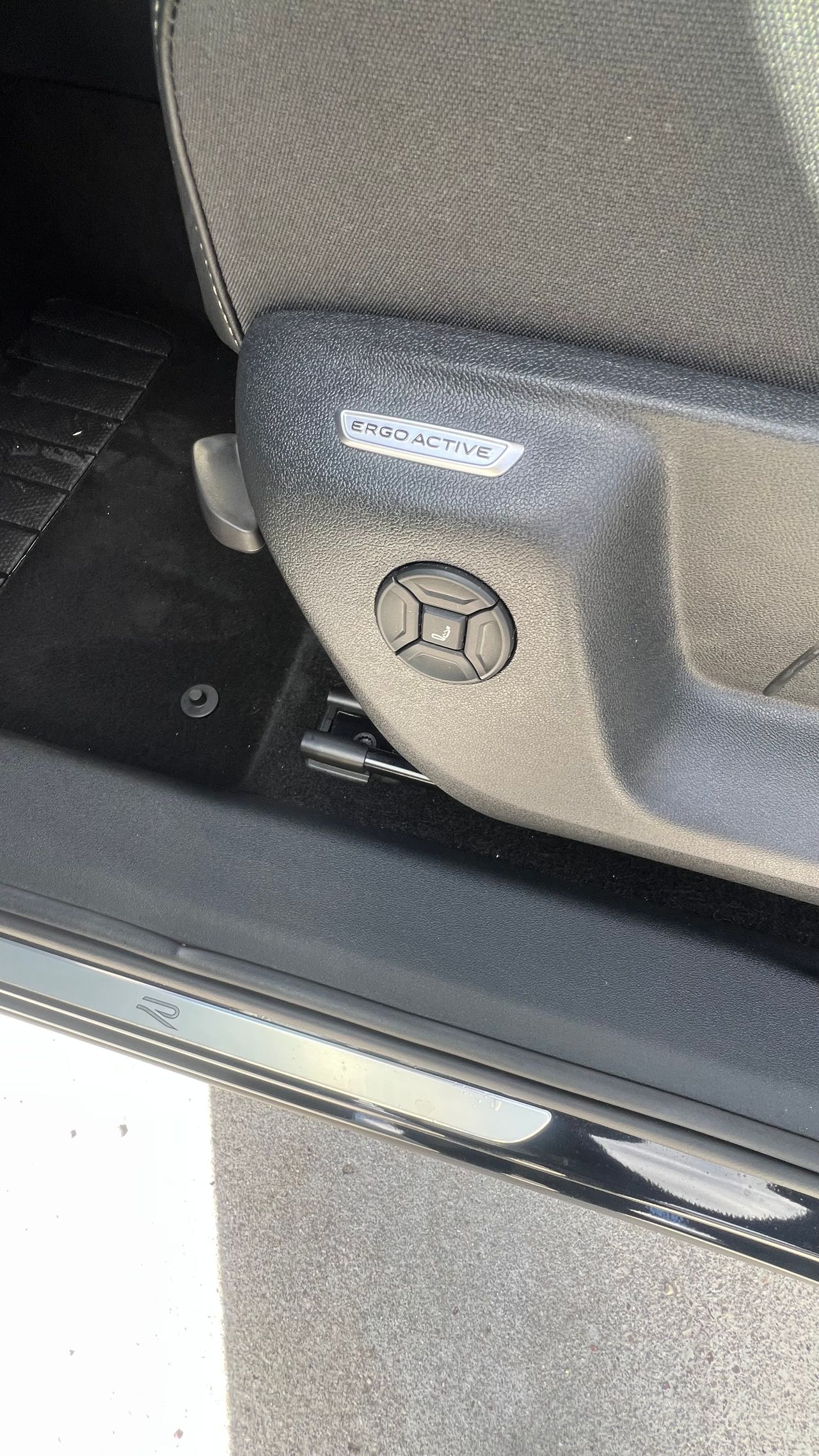 Volkswagen Tiguan RLine 2.0 TDI DSG 4Motion0 193cv - Foto 19