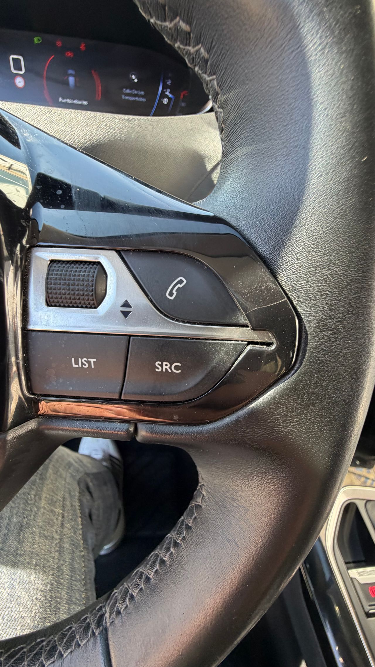 Peugeot 3008 BlueHDi SS Active Pack 130cv - Foto 18