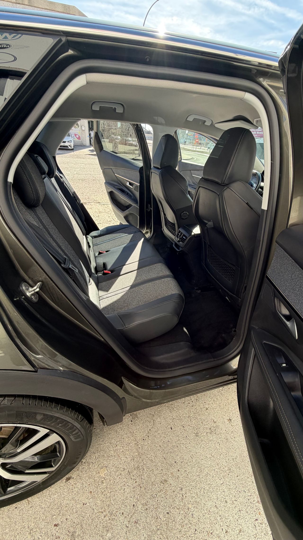 Peugeot 3008 BlueHDi SS Active Pack 130cv - Foto 9