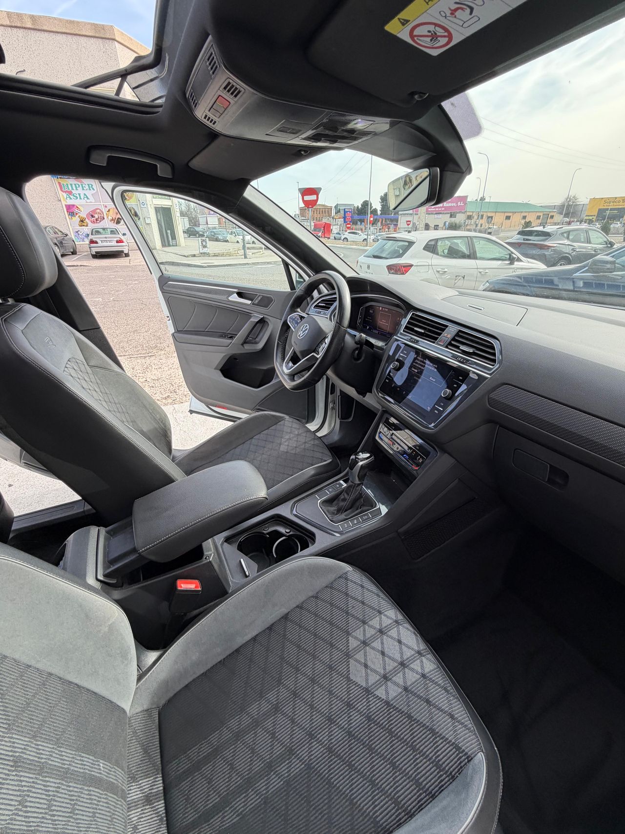 Volkswagen Tiguan 2.0 tdi 150 cv r line 7 plazas - Foto 14