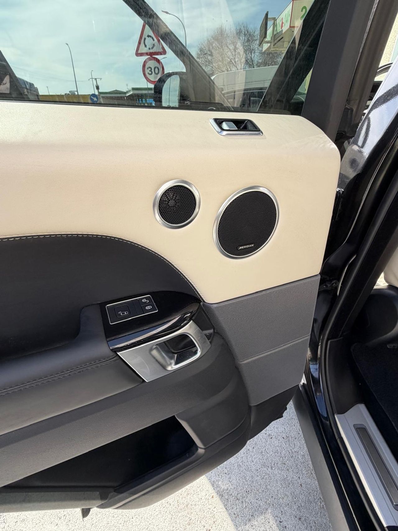 Land-Rover Range Rover Sport 3.0 SDV6 Autobiography Dynamic 306cv - Foto 17