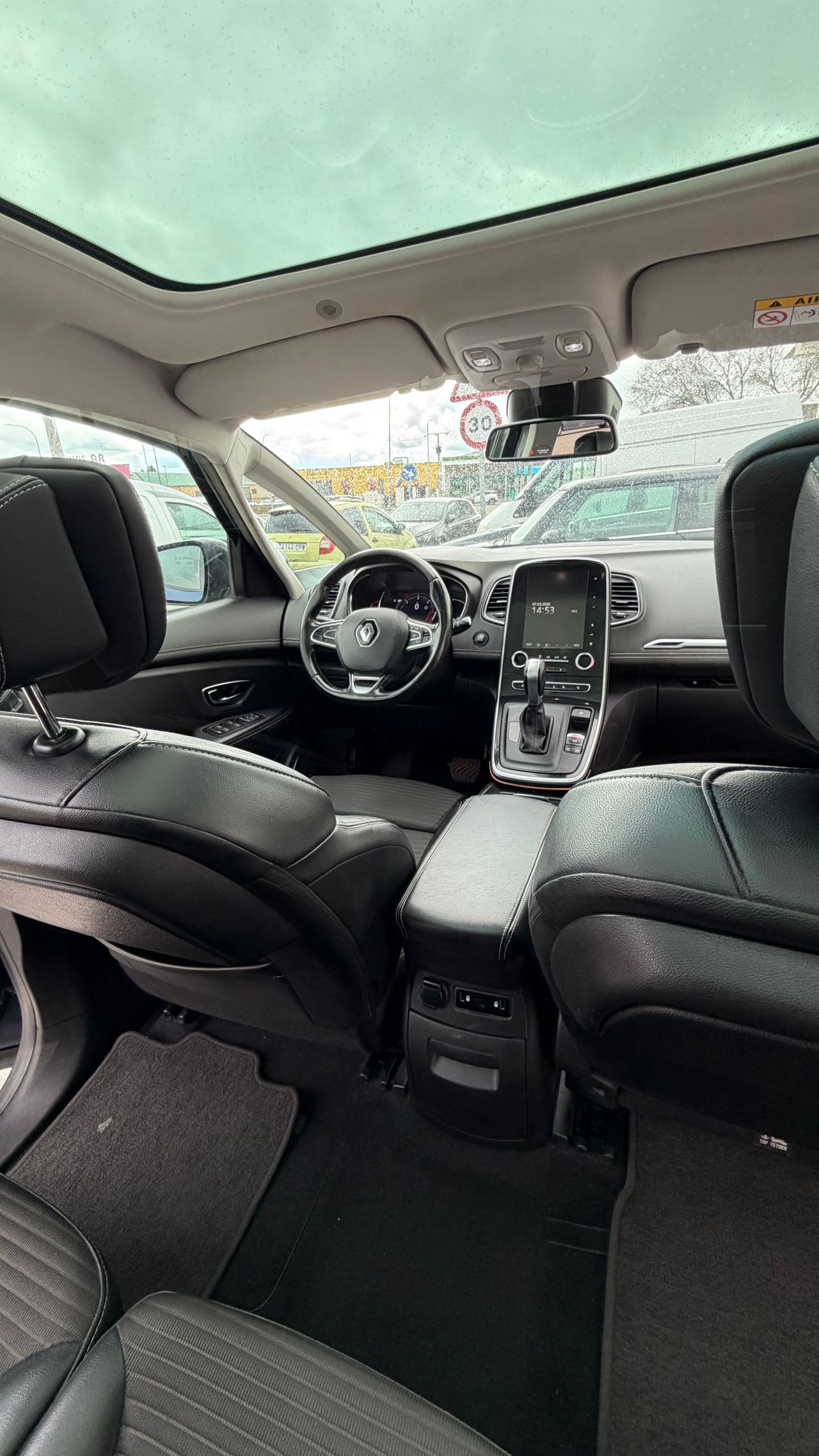 Renault Grand Scénic Diesel cambio automático 160cv 7 plazas - Foto 12