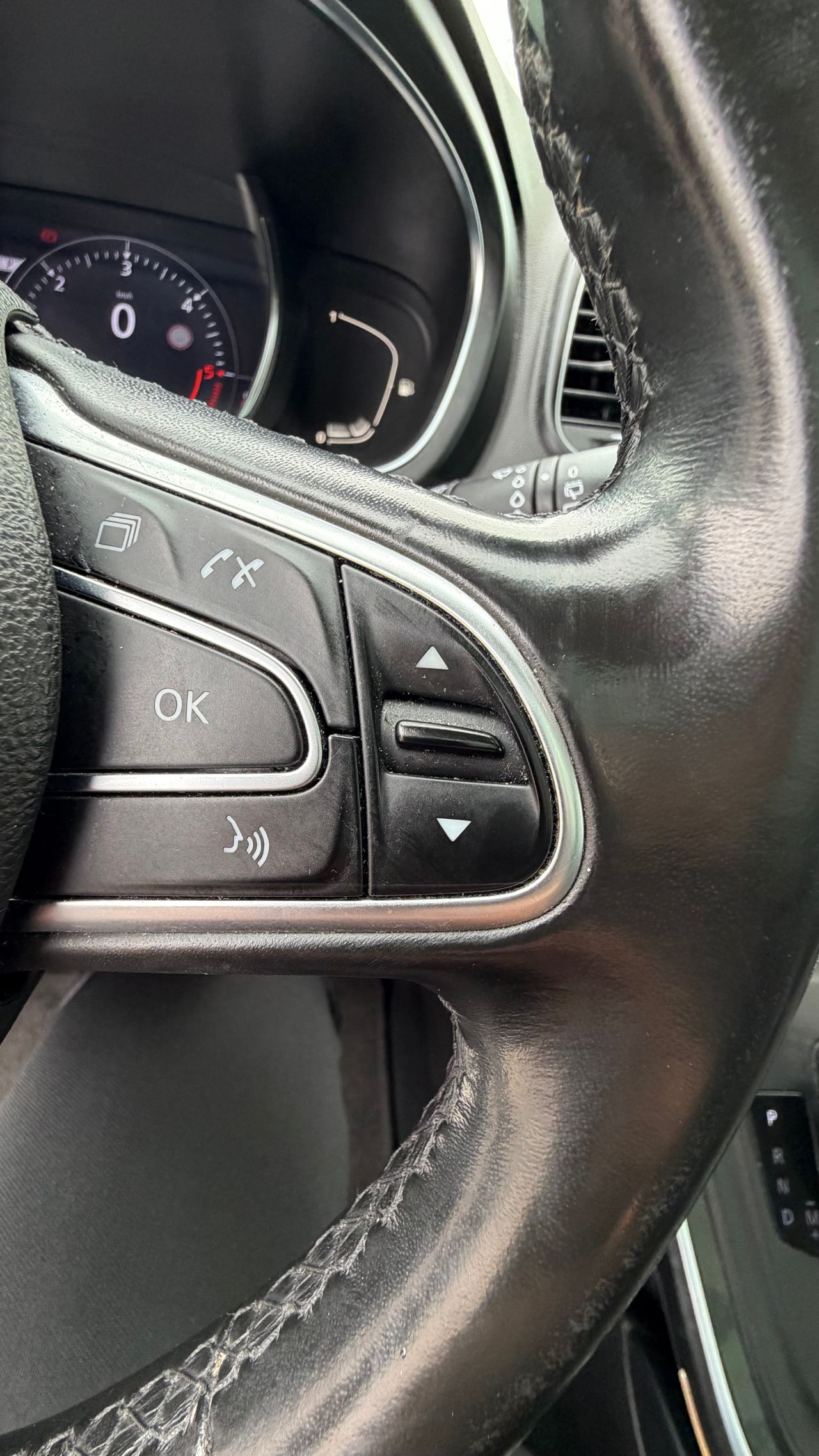 Renault Grand Scénic Diesel cambio automático 160cv 7 plazas - Foto 21