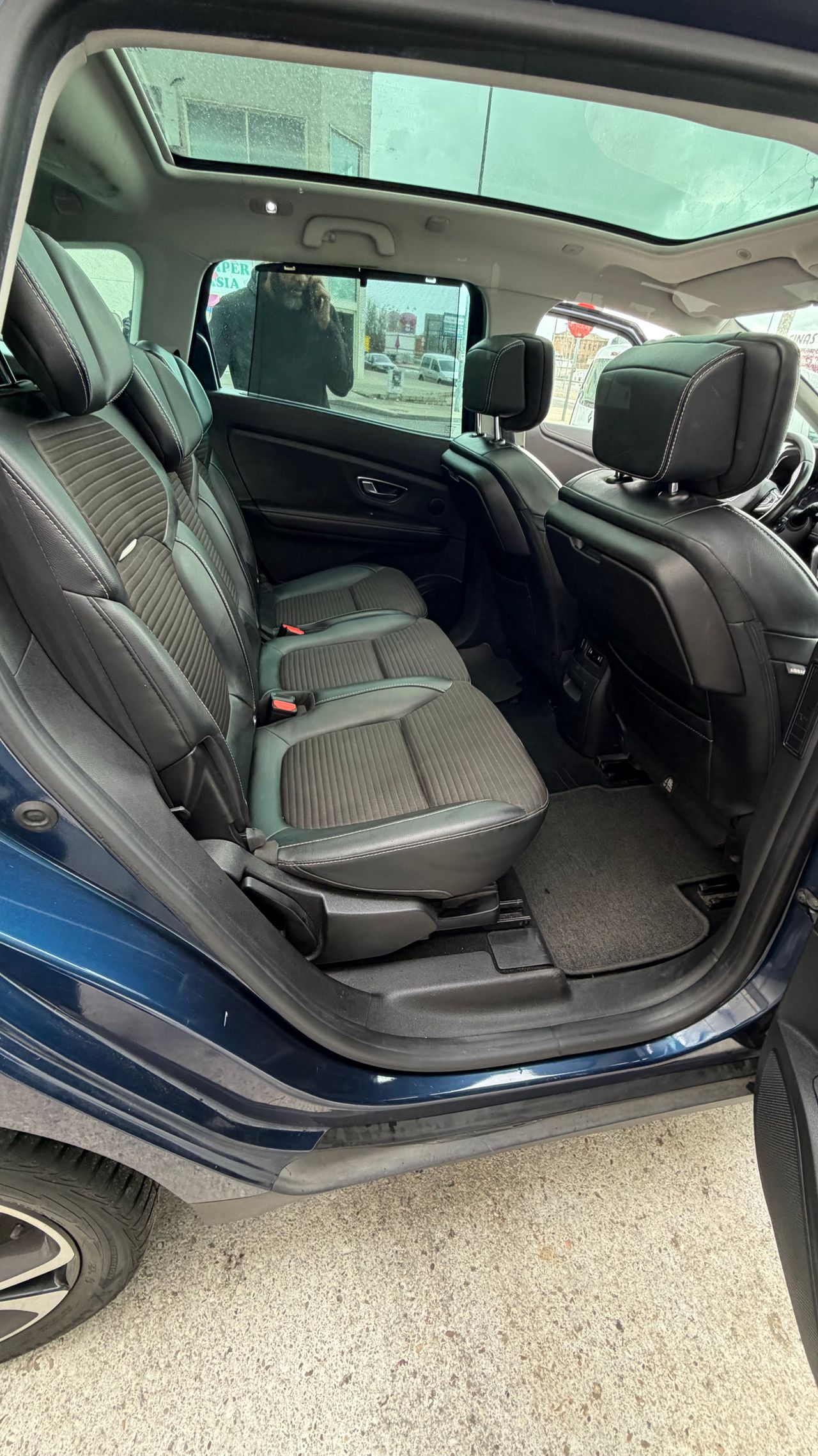 Renault Grand Scénic Diesel cambio automático 160cv 7 plazas - Foto 11