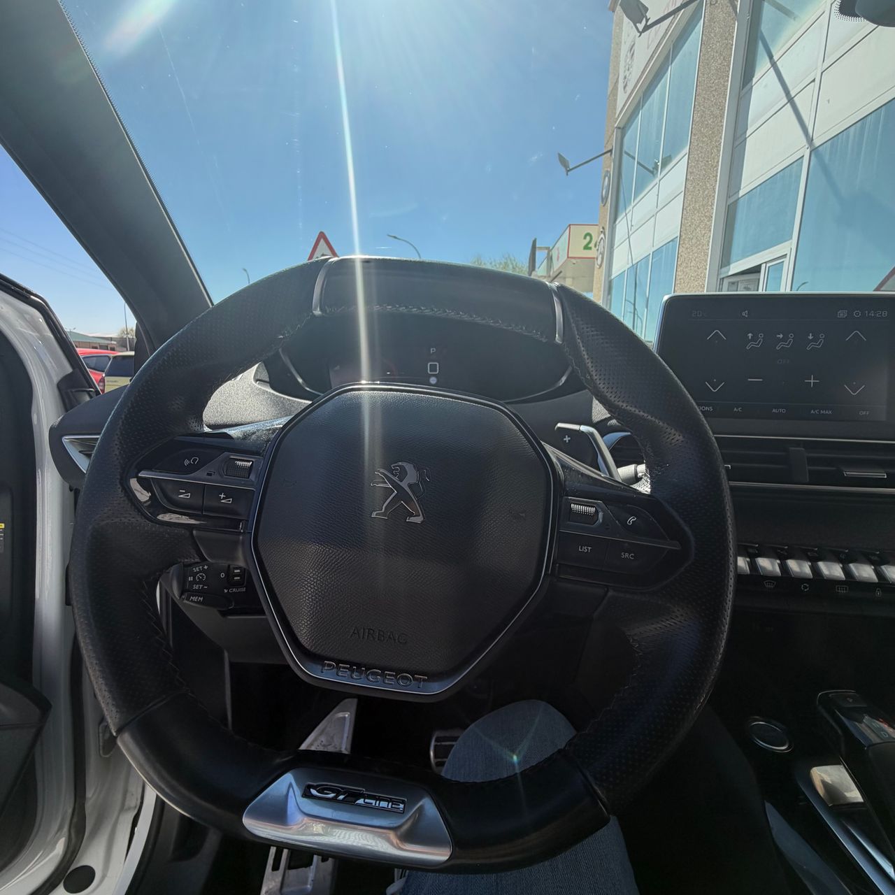 Peugeot 5008 120cv 7 plazas - Foto 17