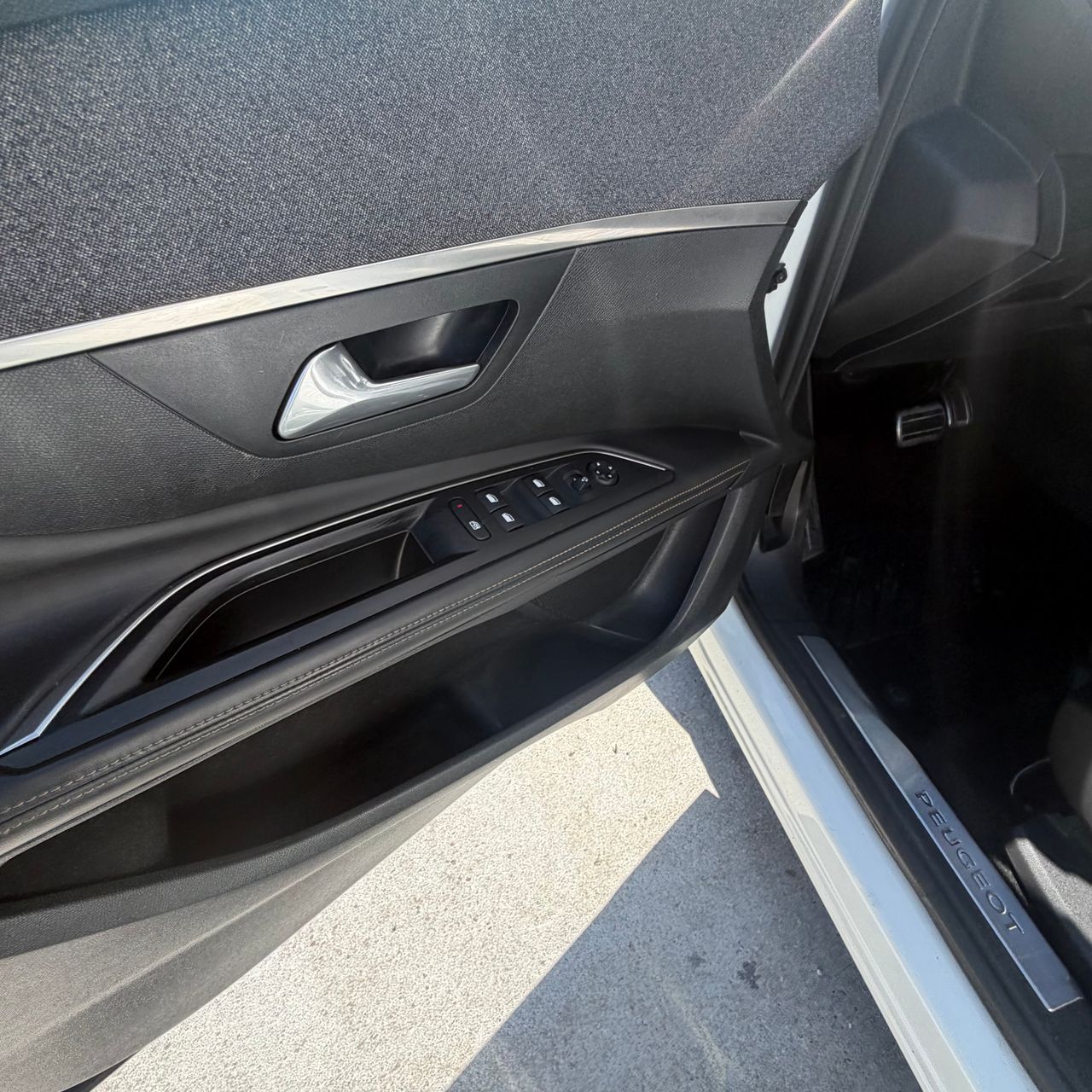 Peugeot 5008 120cv 7 plazas - Foto 15