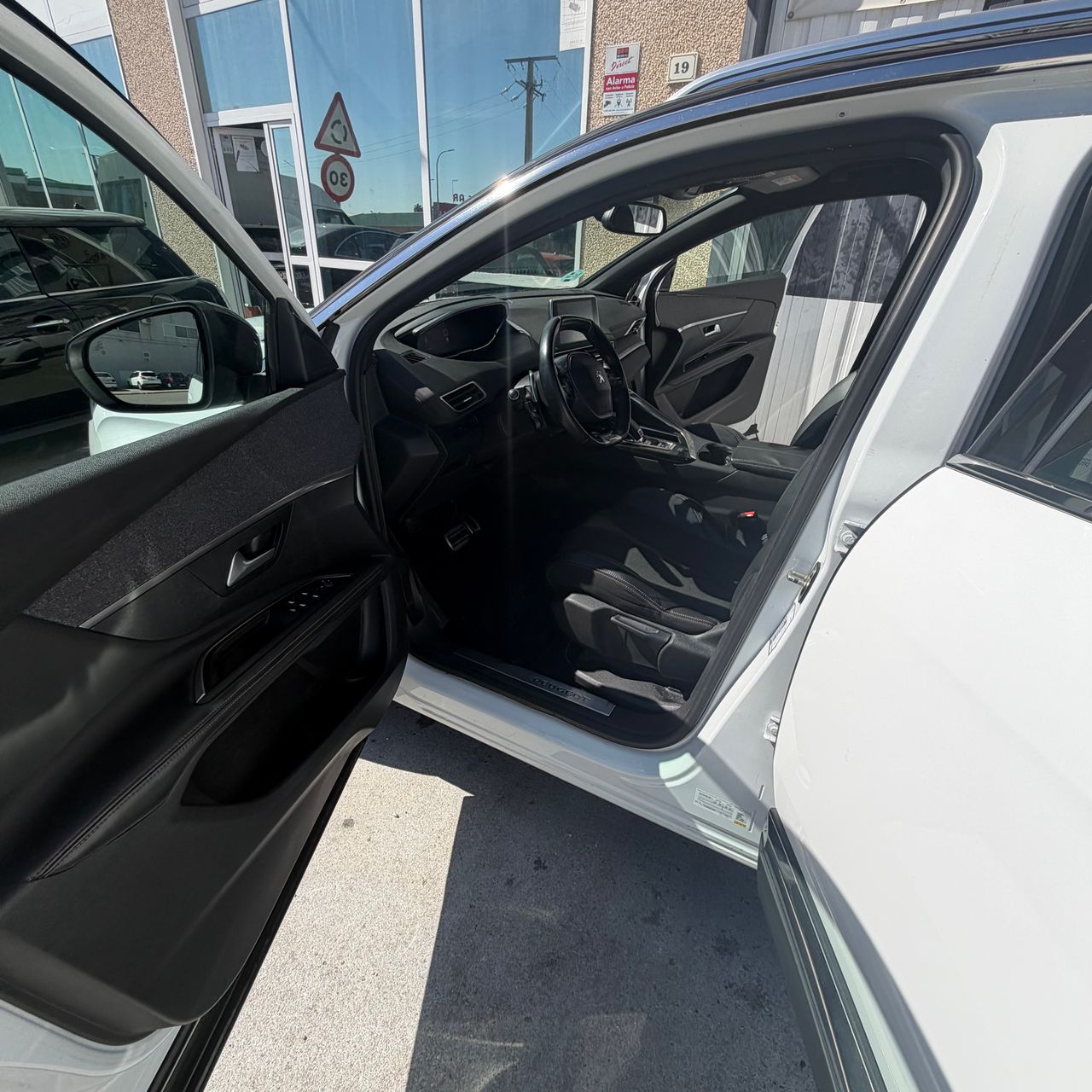 Peugeot 5008 120cv 7 plazas - Foto 14