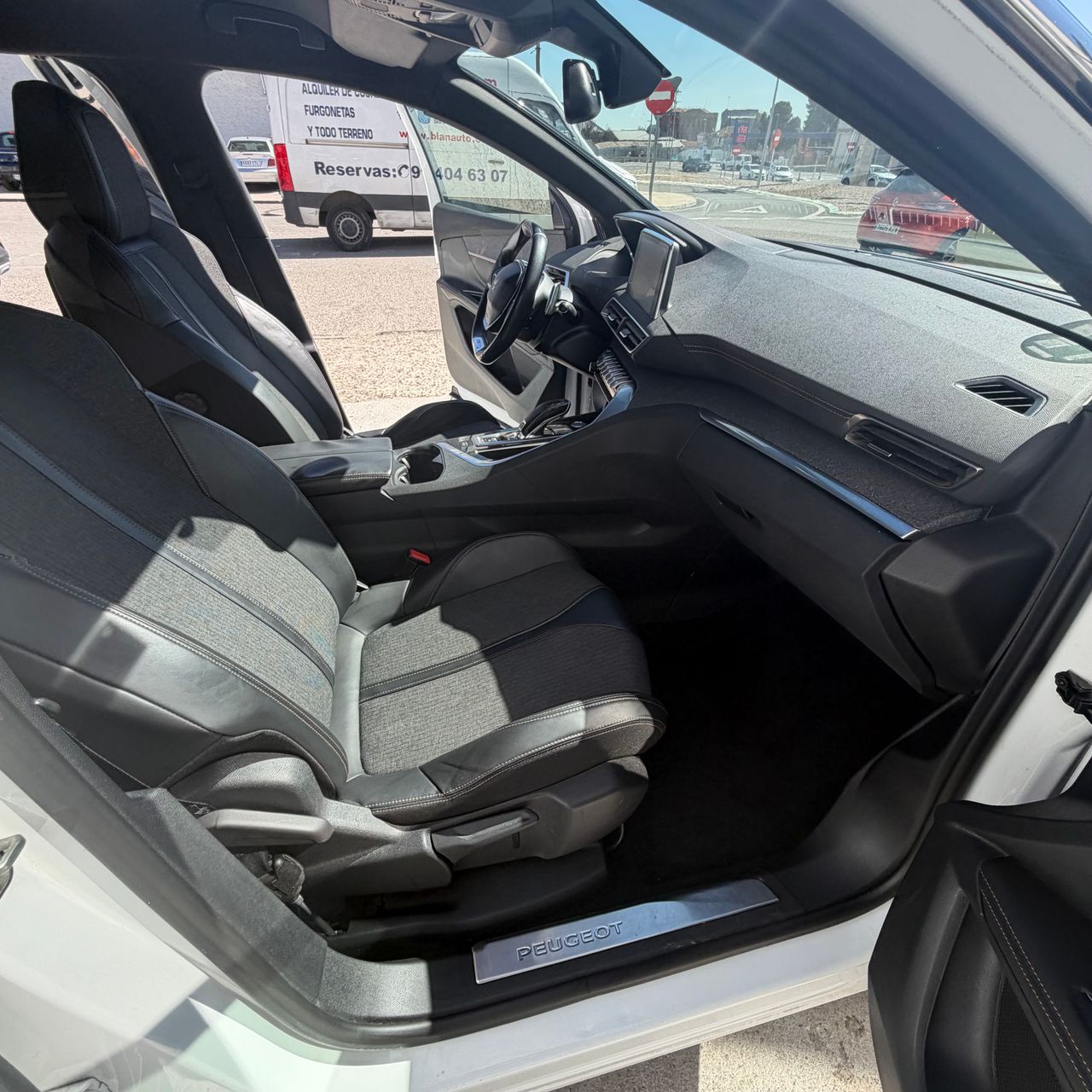 Peugeot 5008 120cv 7 plazas - Foto 13
