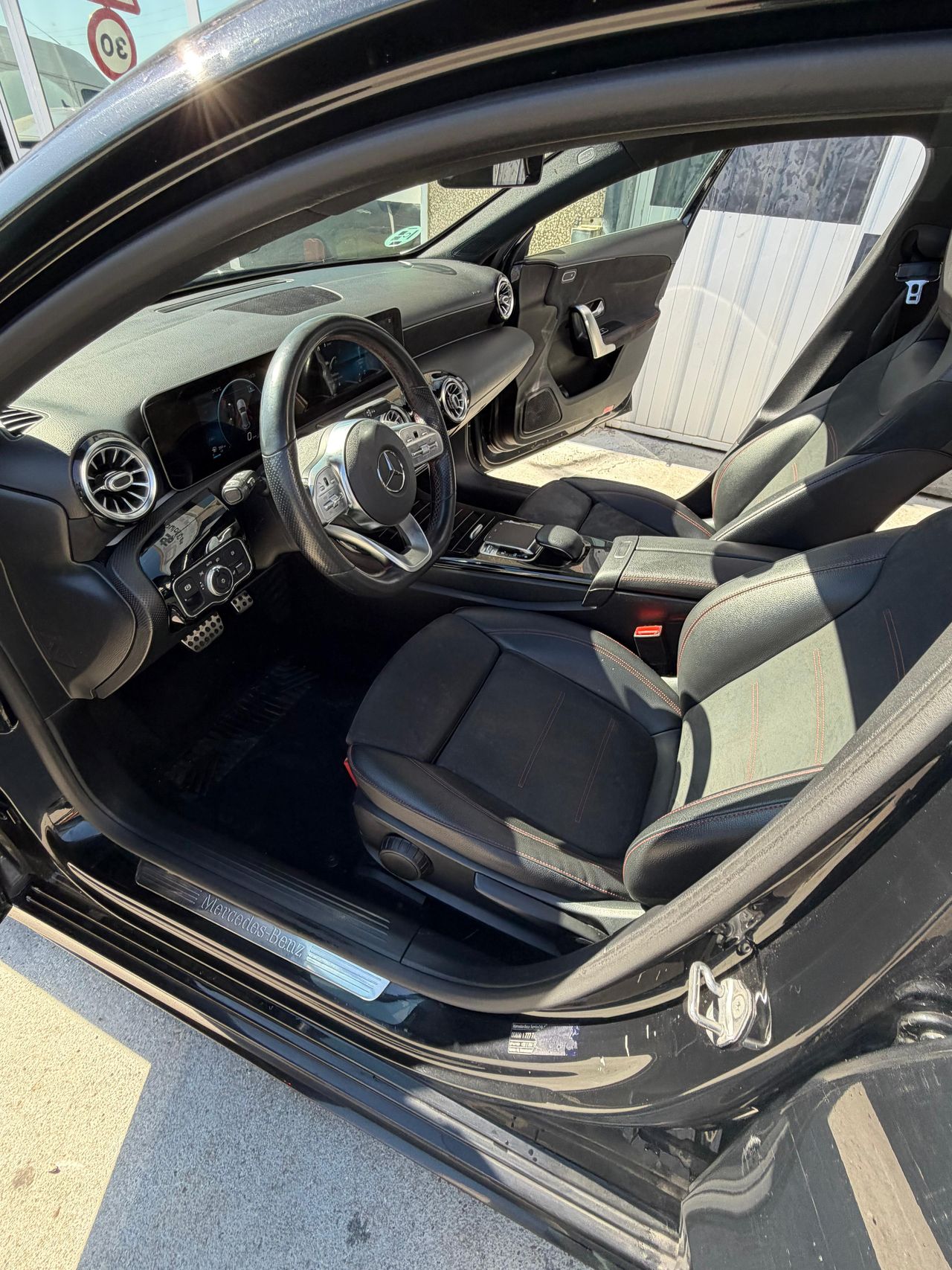 Mercedes Clase A 180CDI PACK AMG - Foto 10