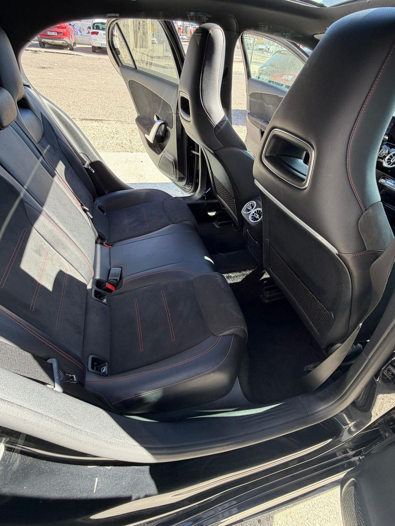 Mercedes Clase A 180CDI PACK AMG - Foto 11