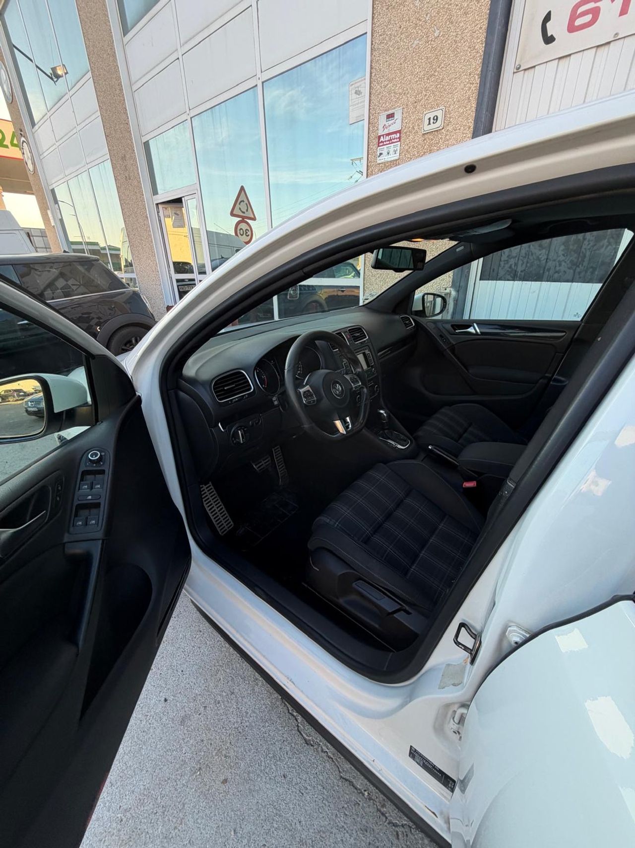 Volkswagen Golf  2.0 TDI DSG 6 vel GTD - Foto 14