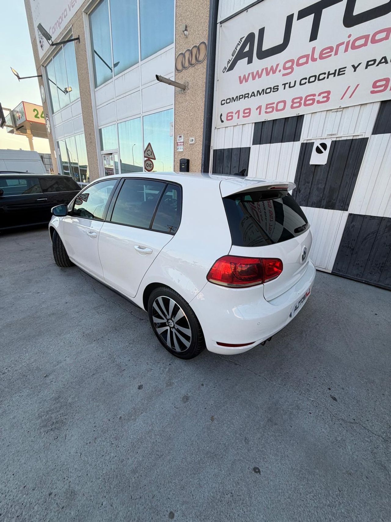 Volkswagen Golf  2.0 TDI DSG 6 vel GTD - Foto 5