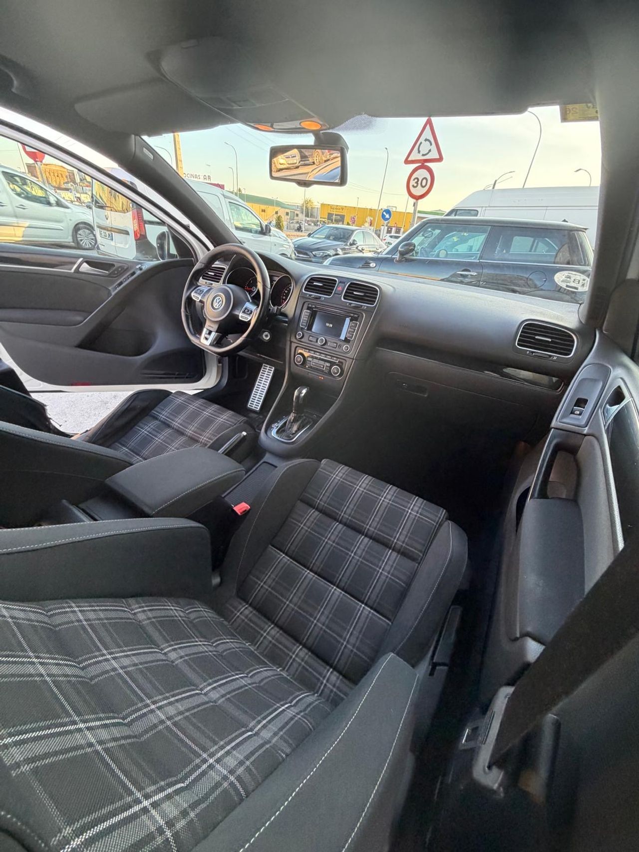 Volkswagen Golf  2.0 TDI DSG 6 vel GTD - Foto 10