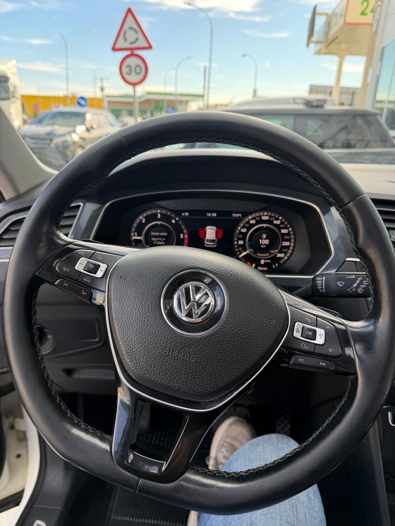 Volkswagen Tiguan 150 cv - Foto 15