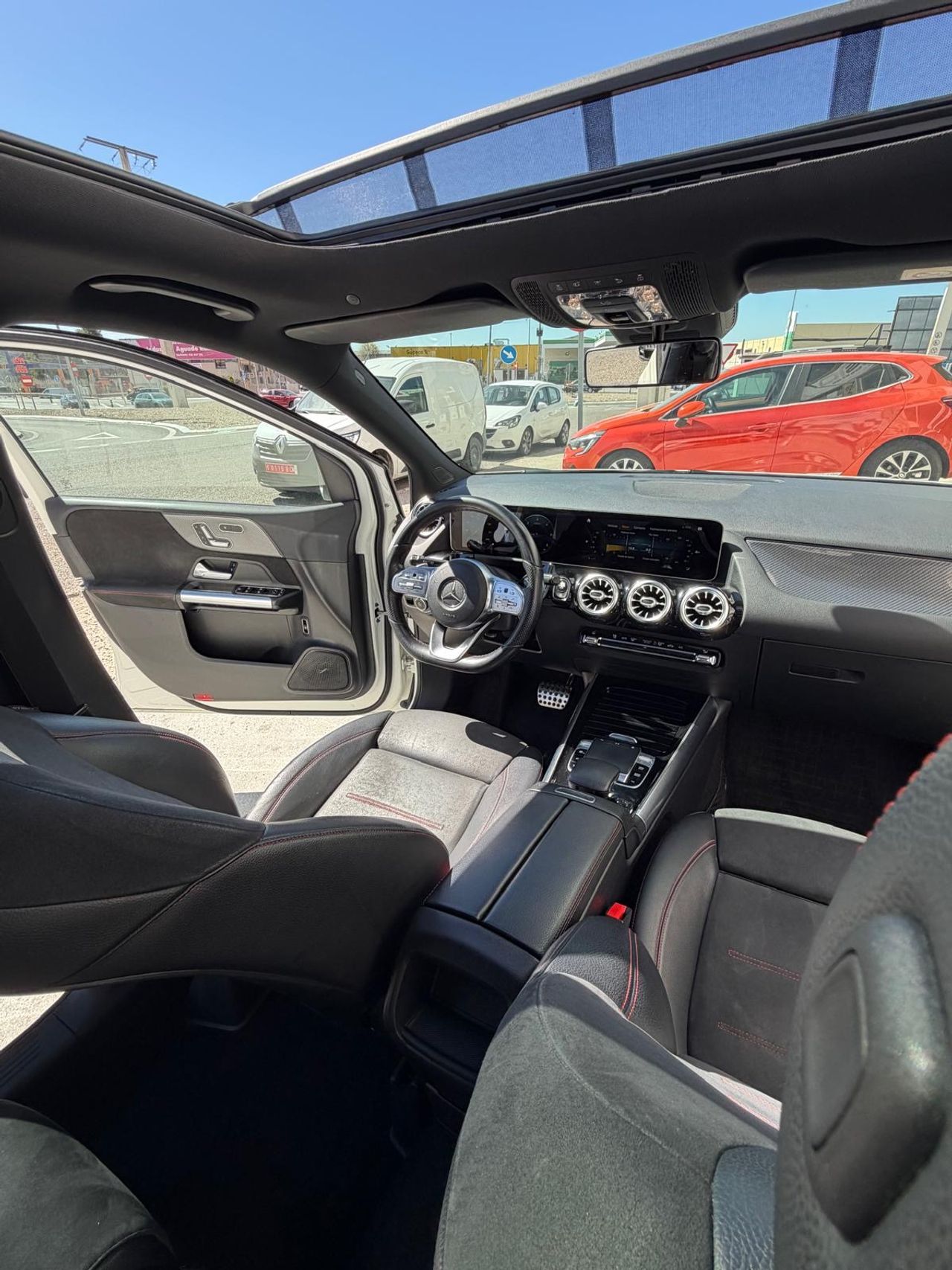 Mercedes Clase B 180CDI PACK AMG full - Foto 10