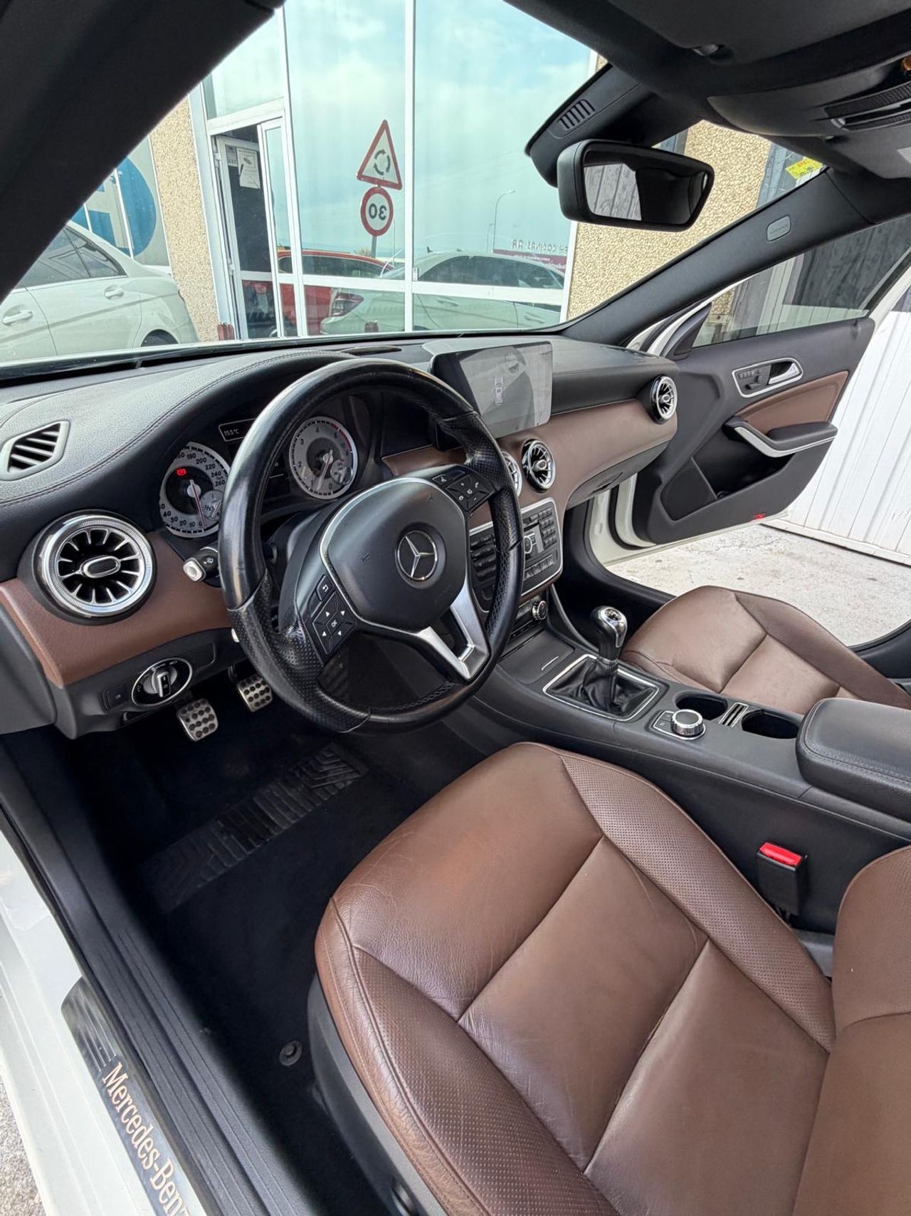 Mercedes Clase A 200CDI PACK AMG 150CV - Foto 17