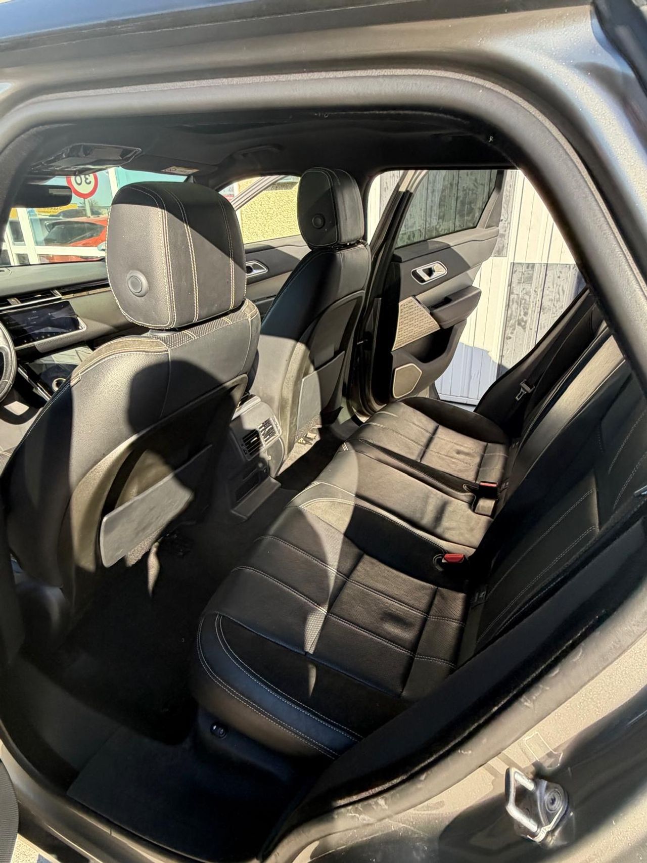 Land-Rover Range Rover Velar DIESEL 300CV DYNAMIC - Foto 11