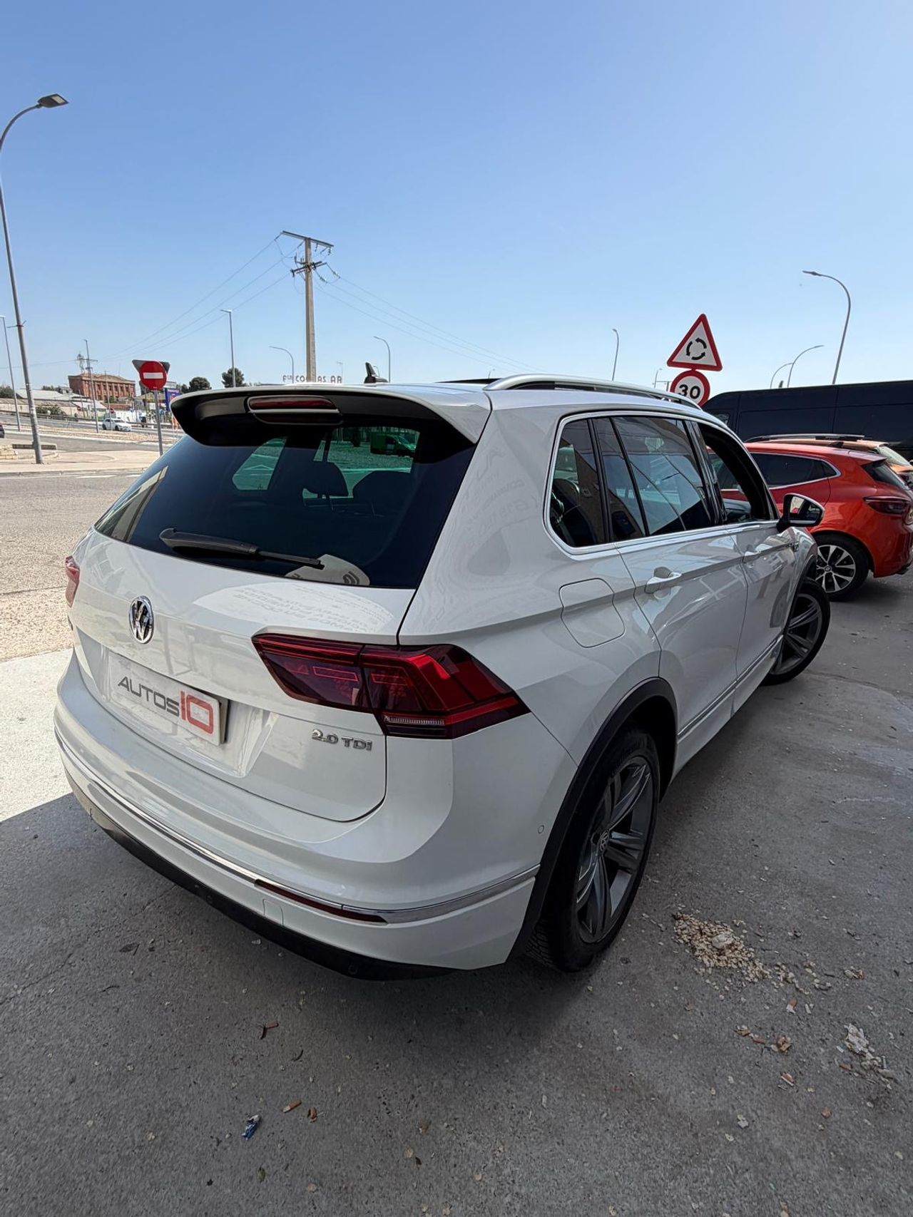 Volkswagen Tiguan R LINE 150CV FULL - Foto 8