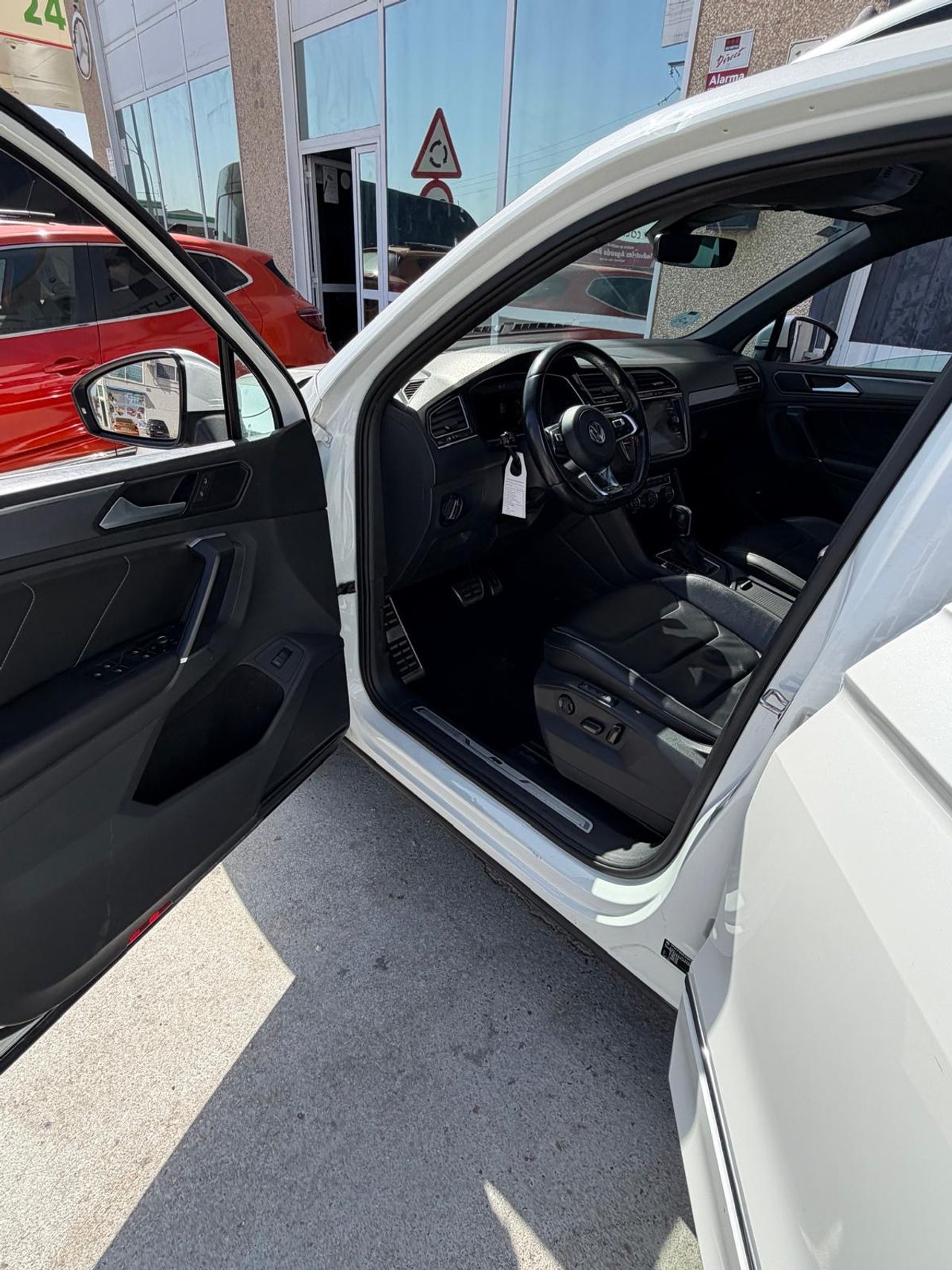 Volkswagen Tiguan R LINE 150CV FULL - Foto 15