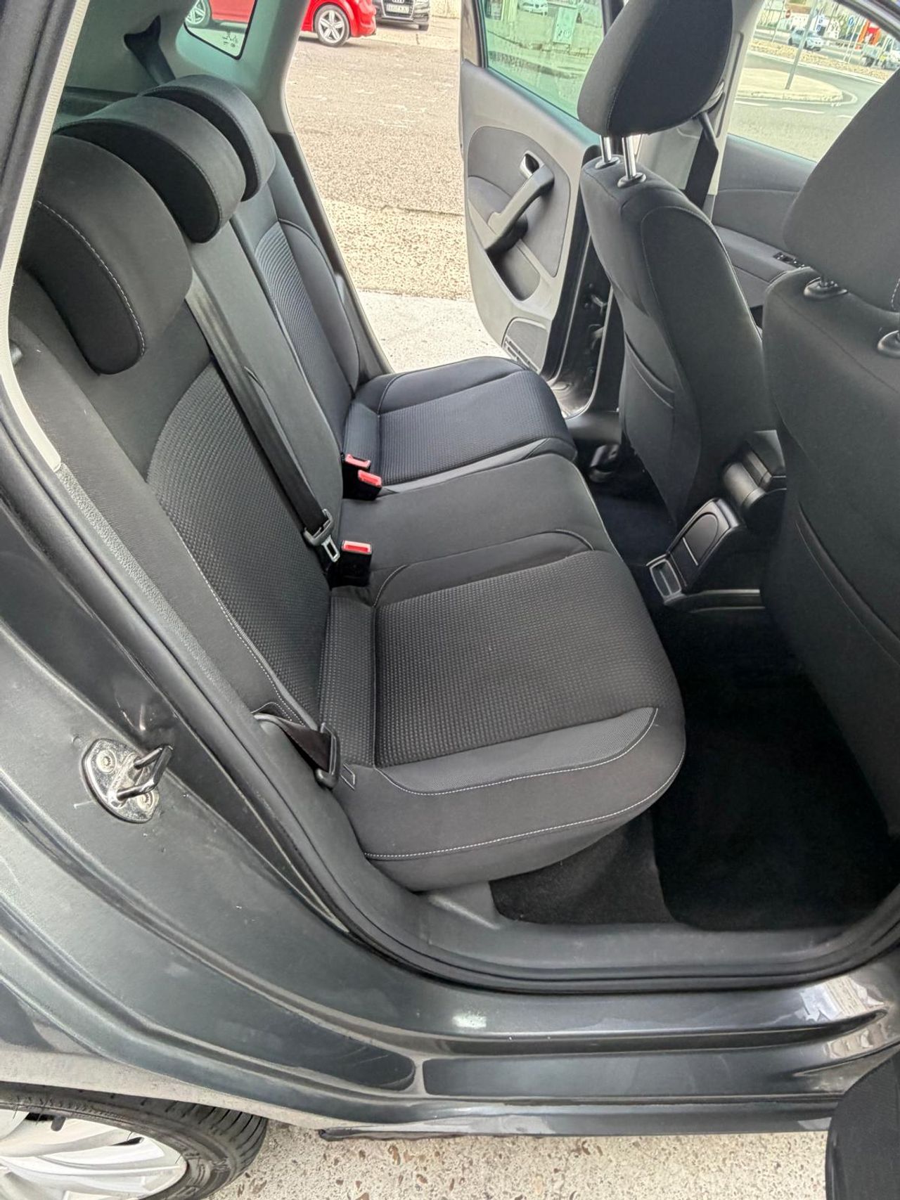 Volkswagen Polo GASOLINA CAMBIO AUTOMATICO - Foto 10
