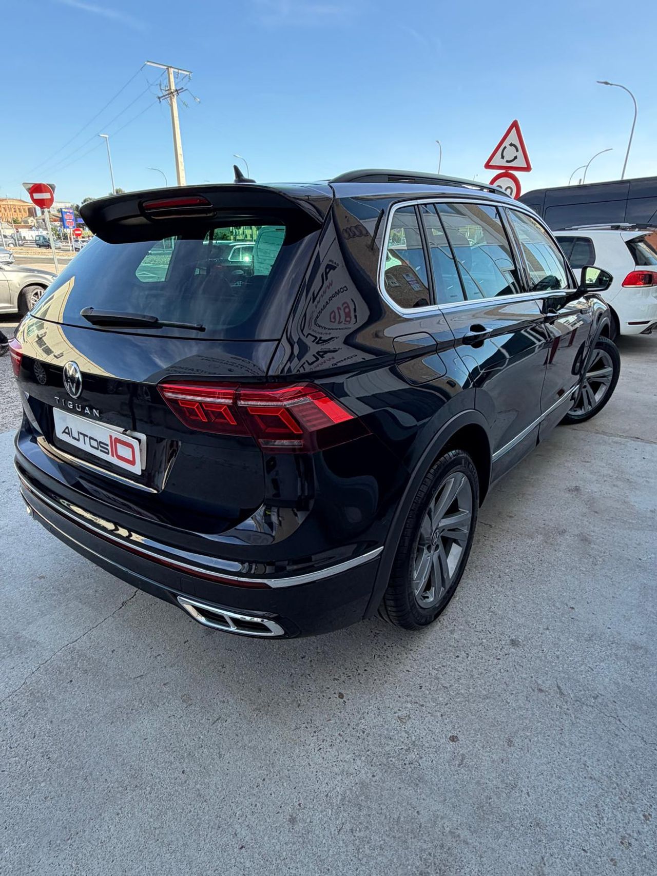 Volkswagen Tiguan 150cv R LINE - Foto 6