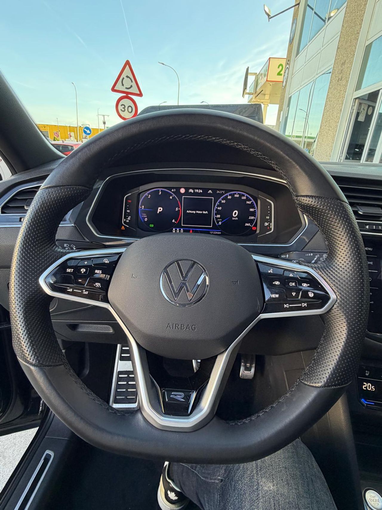 Volkswagen Tiguan  Allspace RLine 2.0 TDI DSG 4Motion - Foto 27