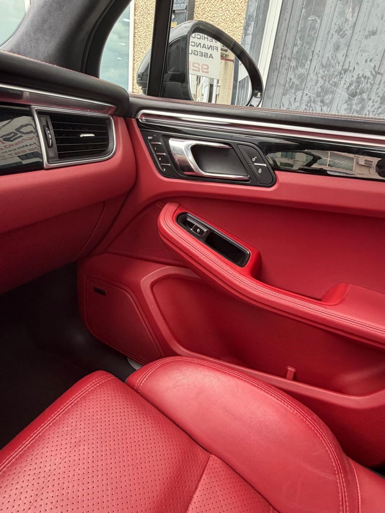 Porsche Macan TURBO 400CV - Foto 20