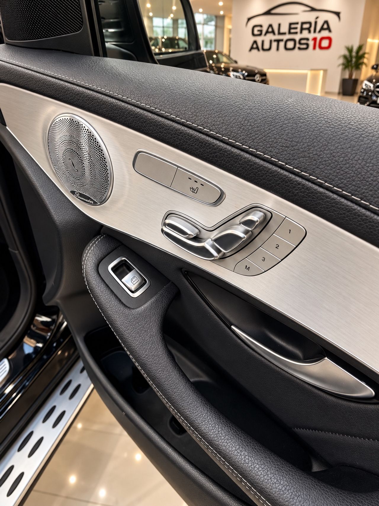 Mercedes GLC Coupé 300 e 4 matic - Foto 12