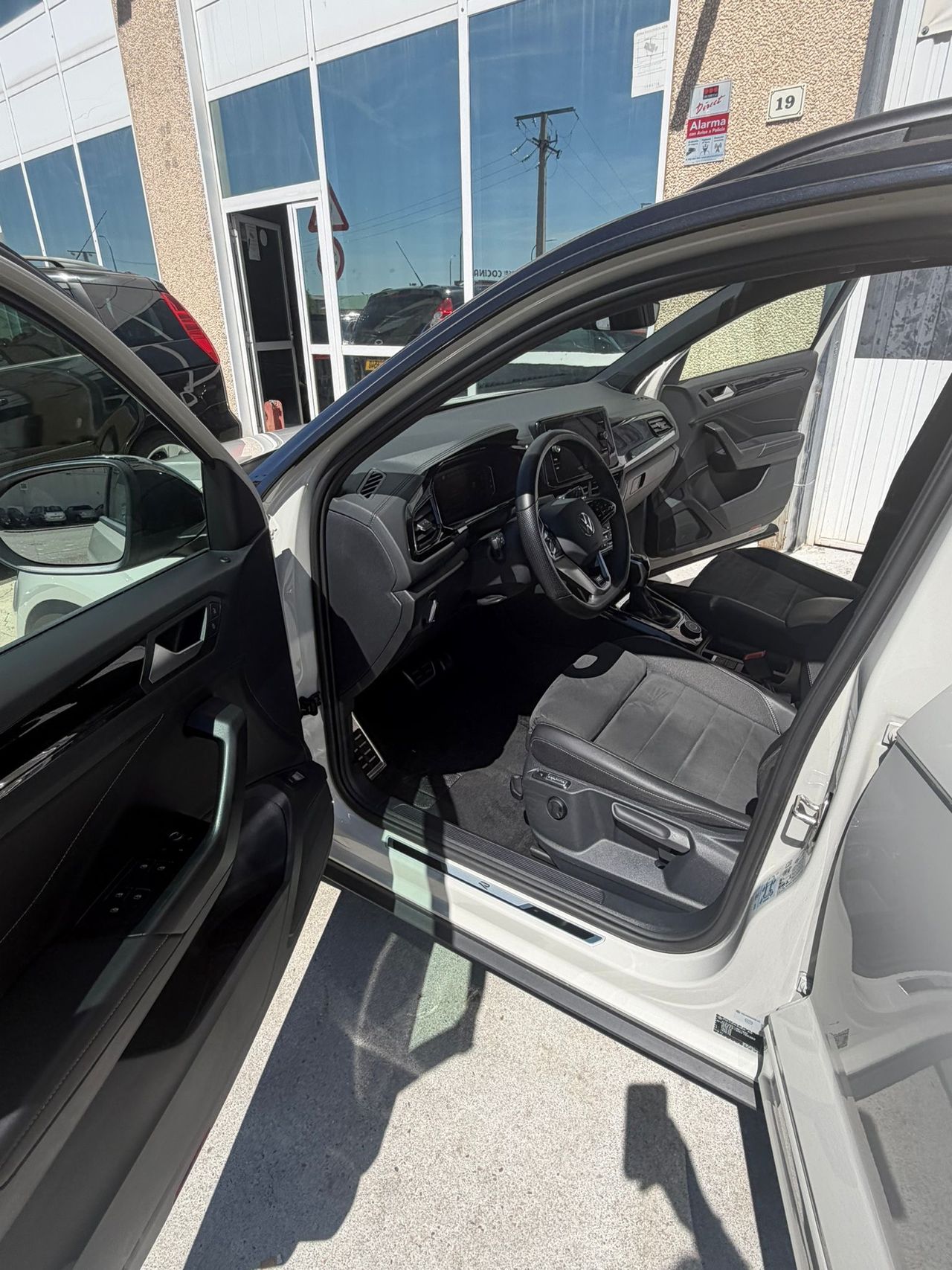 Volkswagen T-Roc 2.0 tdi s line 4 motion 150cv - Foto 16