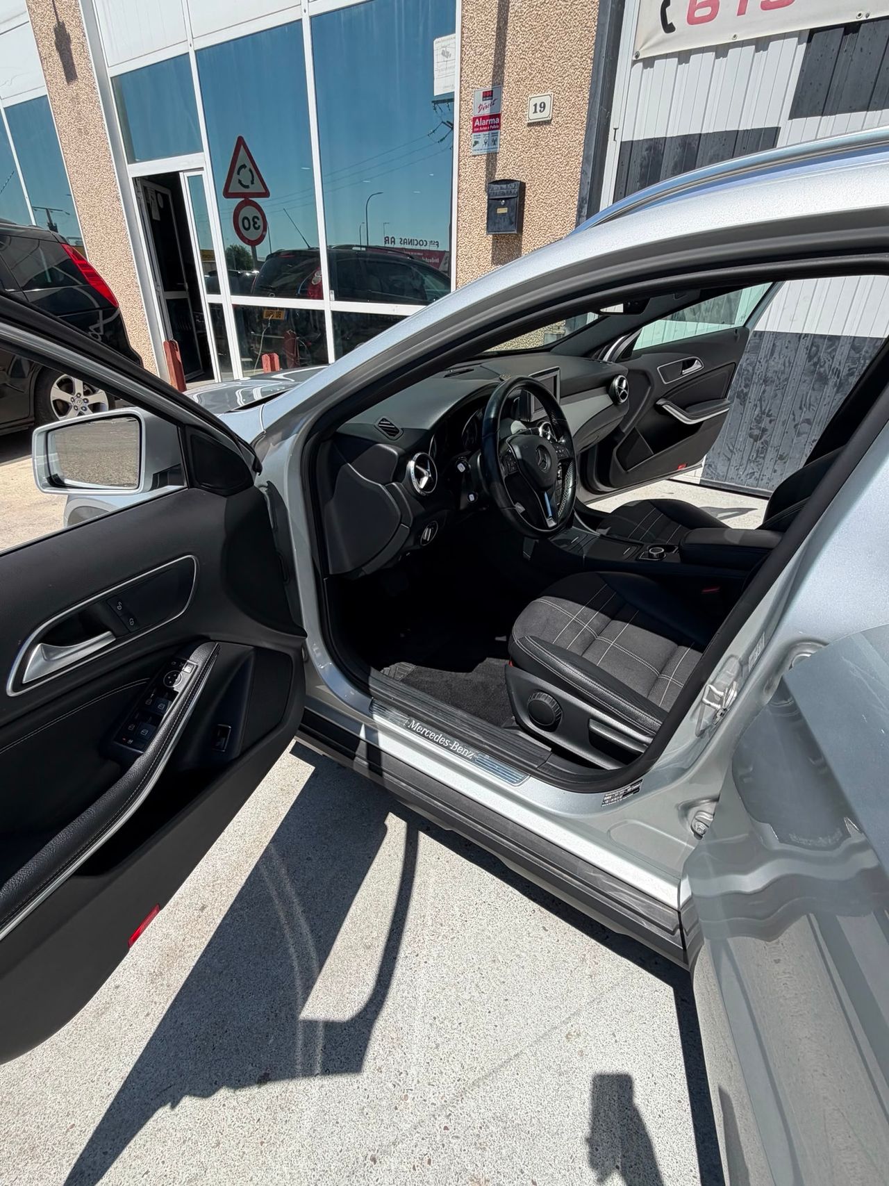 Mercedes Clase GLA 200 cdi - Foto 17