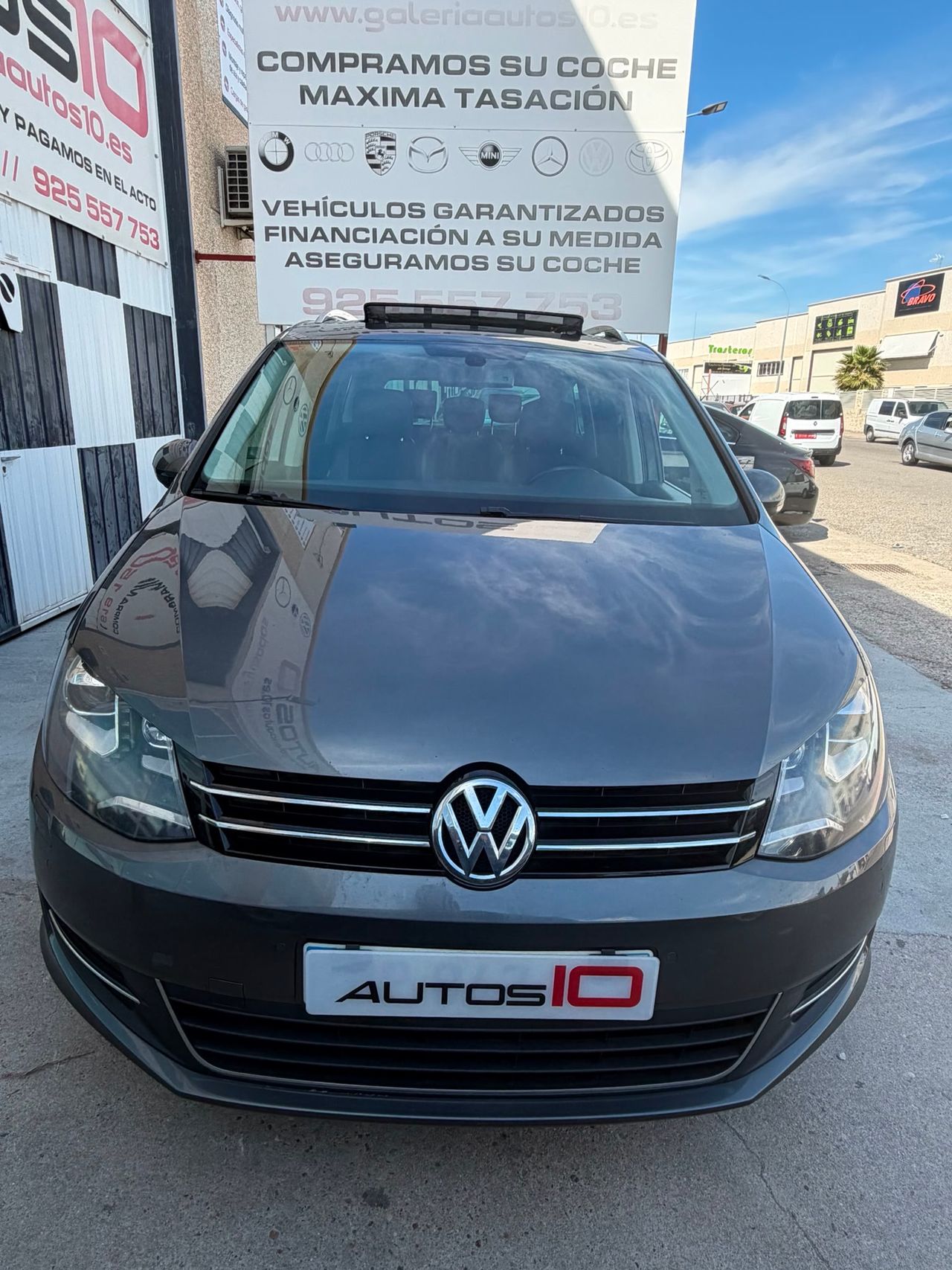 Volkswagen Sharan Sharan Advance 2.0 TDI 140 CV DSG Bluemotion Technology 7 plazas cambio automatico 177CV - Foto 4