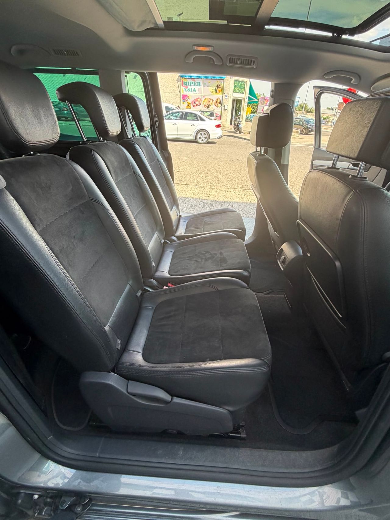 Volkswagen Sharan Sharan Advance 2.0 TDI 140 CV DSG Bluemotion Technology 7 plazas cambio automatico 177CV - Foto 10