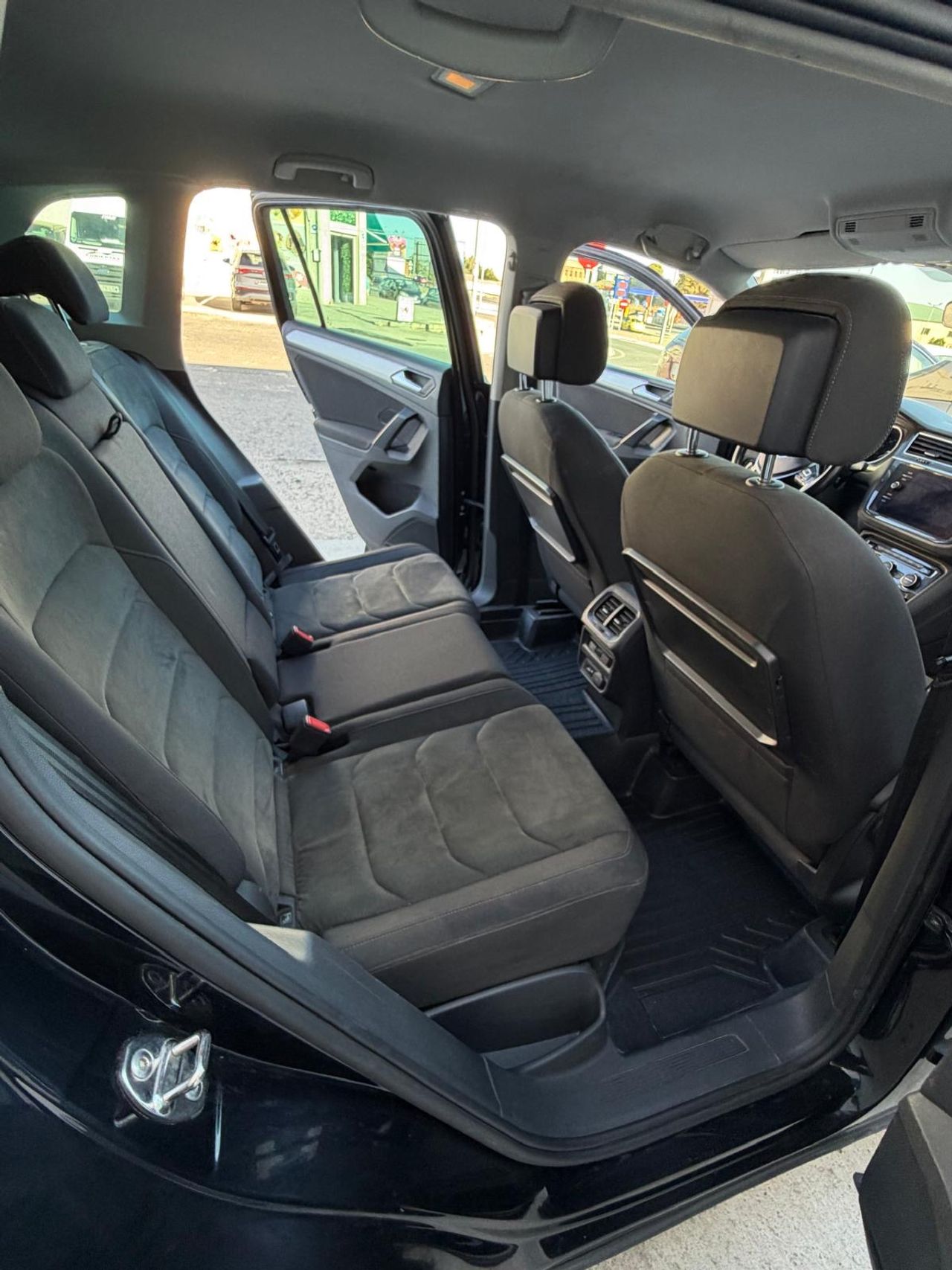 Volkswagen Tiguan Offroad 2.0 TDI 110 kW - Foto 14