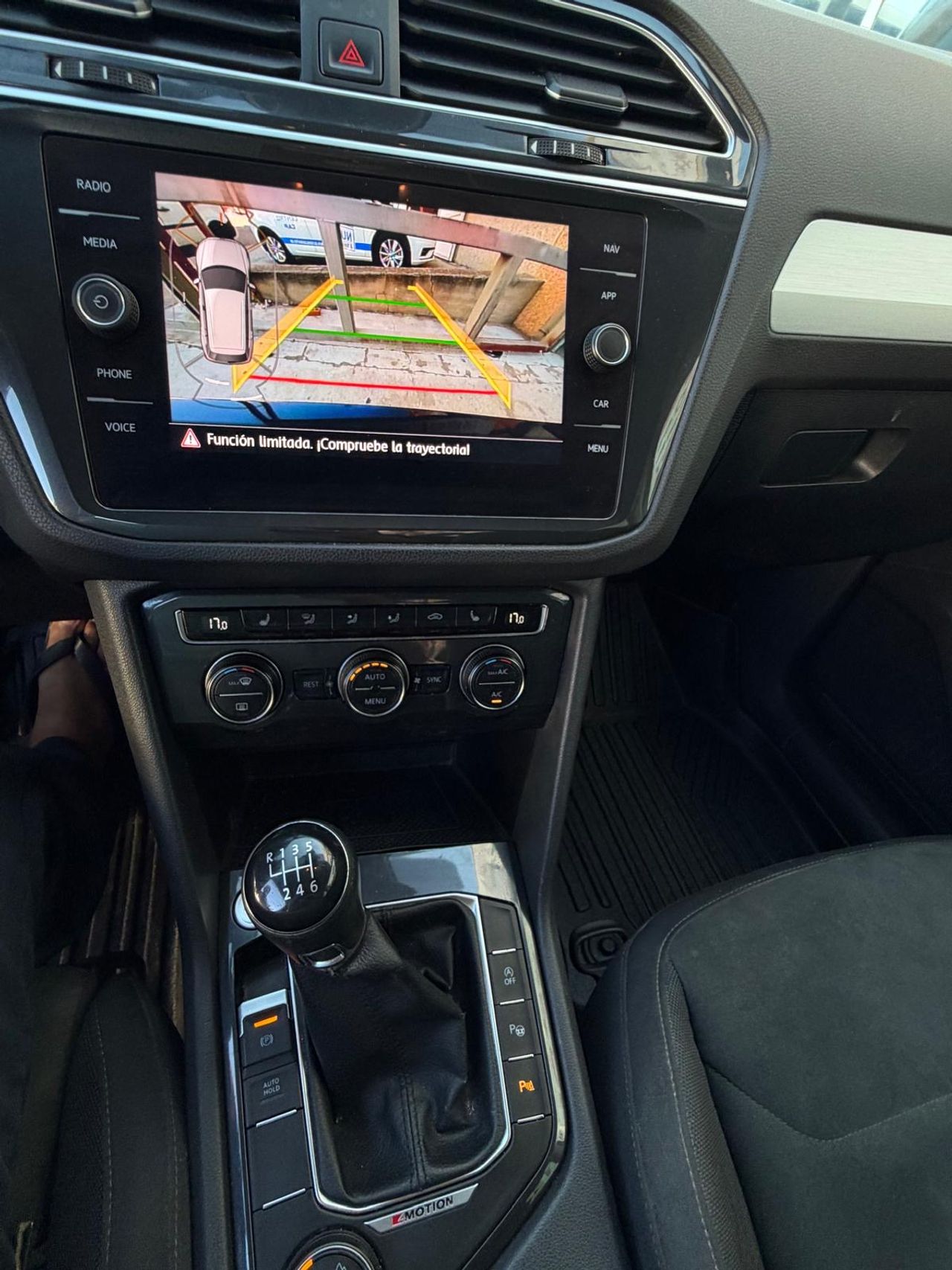 Volkswagen Tiguan Offroad 2.0 TDI 110 kW - Foto 15