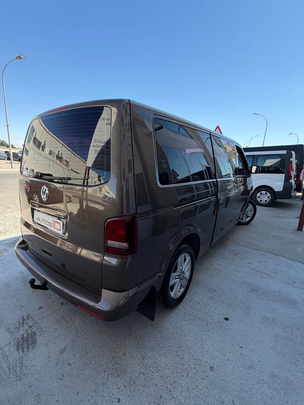 Volkswagen Transporter 8 PLAZAS - Foto 8